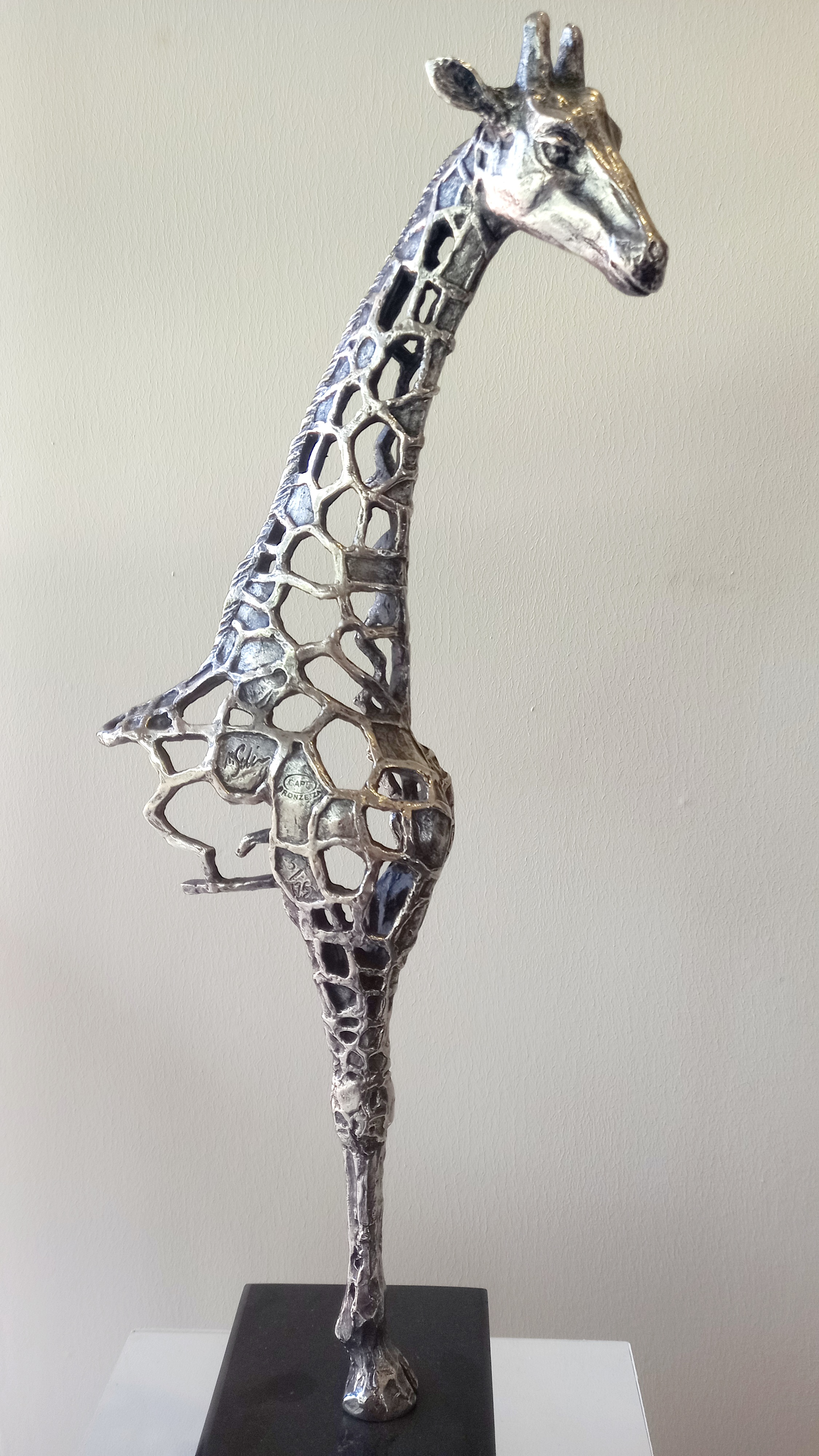 Malcolm Solomon - Giraffe - 63 cm - Nickel plated bronze - ZAR 39 951 excl VAT