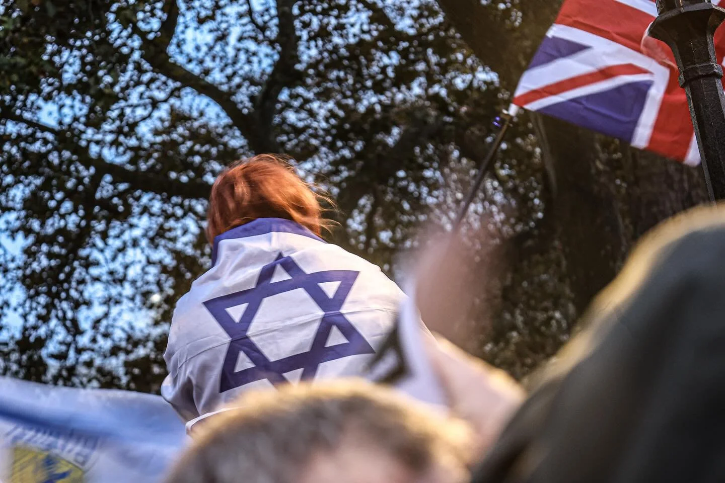 Recently started exploring a whole new area- #photography- my first assignment was towards Street and Documentary and there was no doubt my project is to cover the marches on the streets of London during this days of pain and sadness.. #documentary #