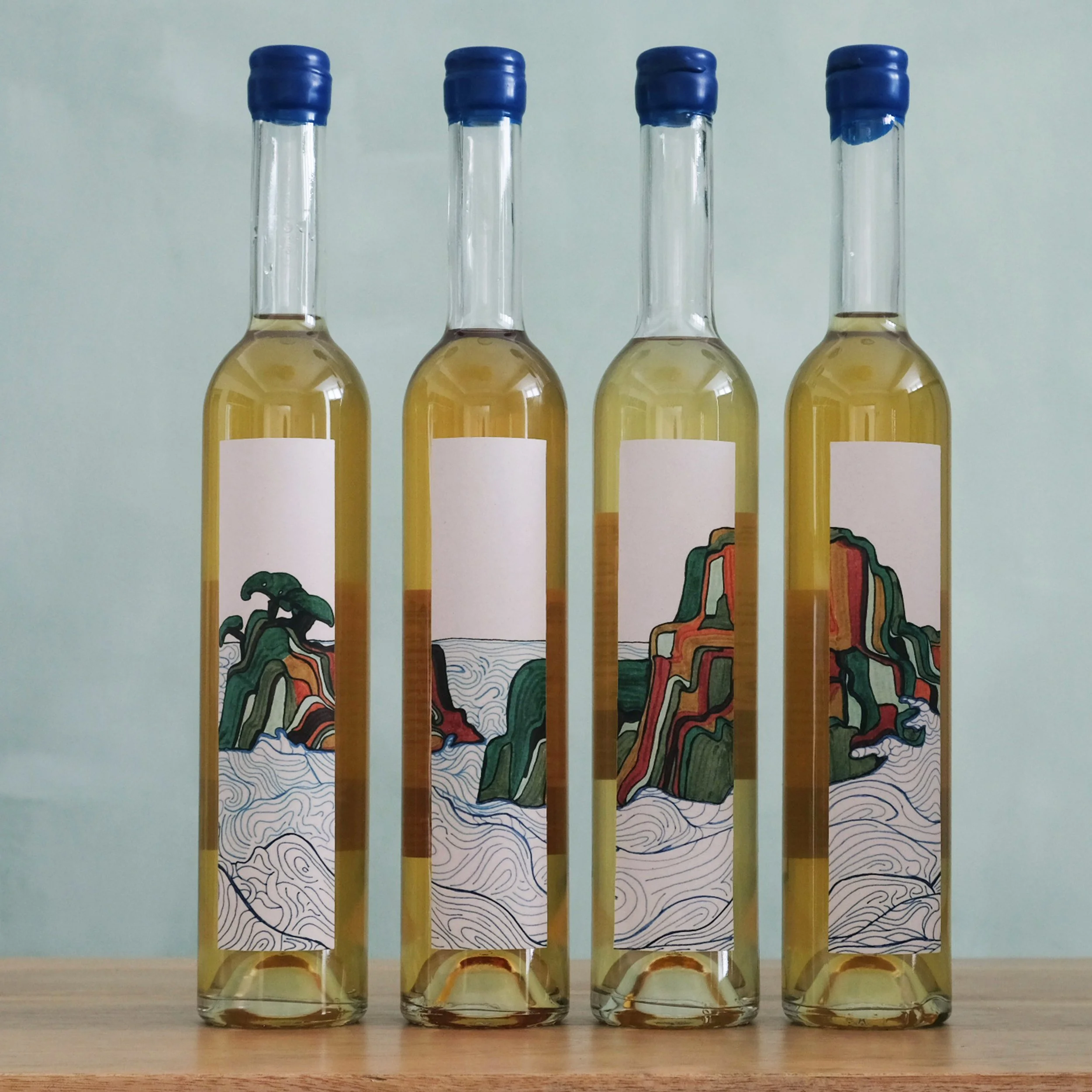 Les 4 premières bouteilles.jpg