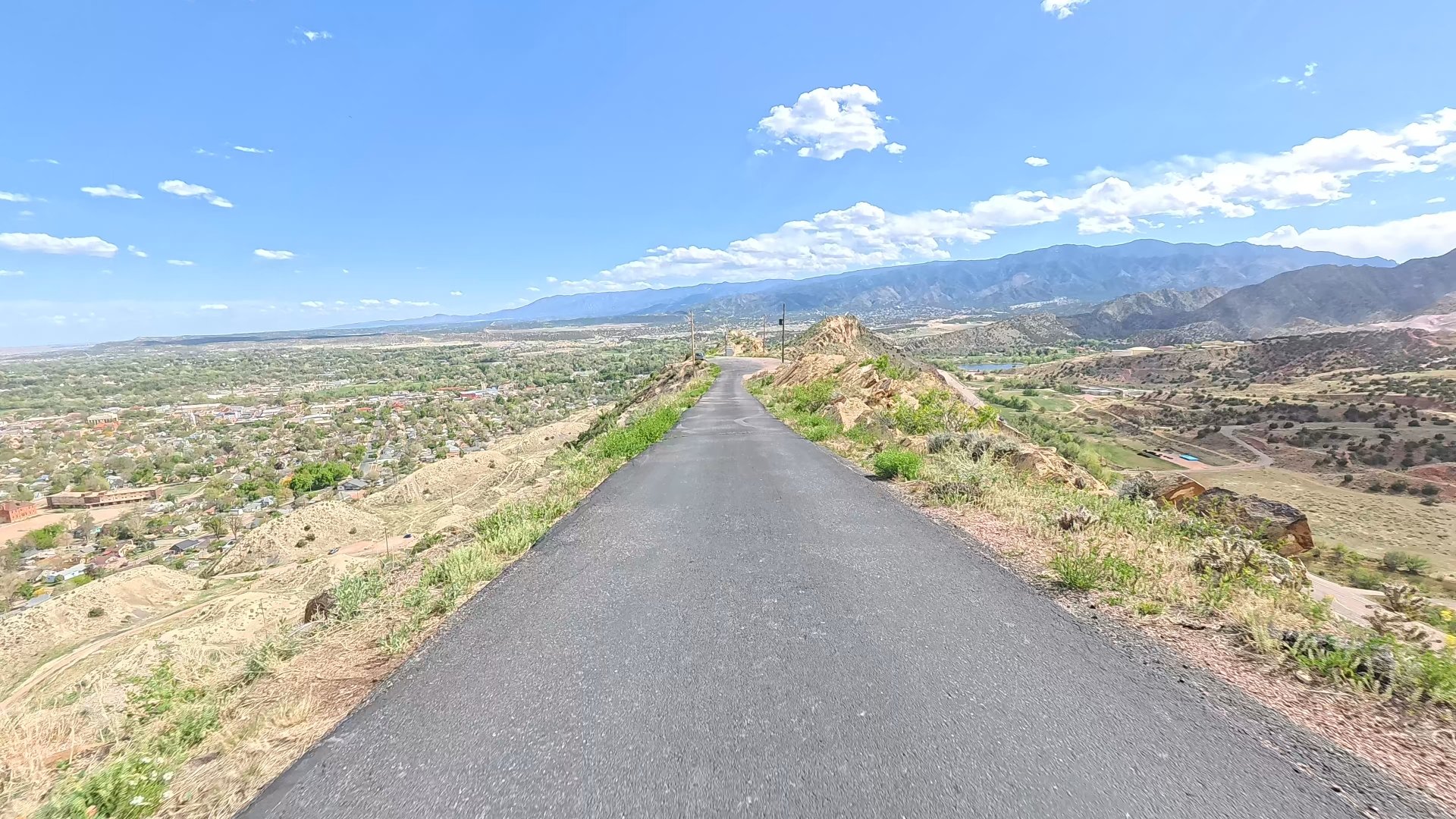 240503-6-Pueblo Loop_SkylineDrive.jpg