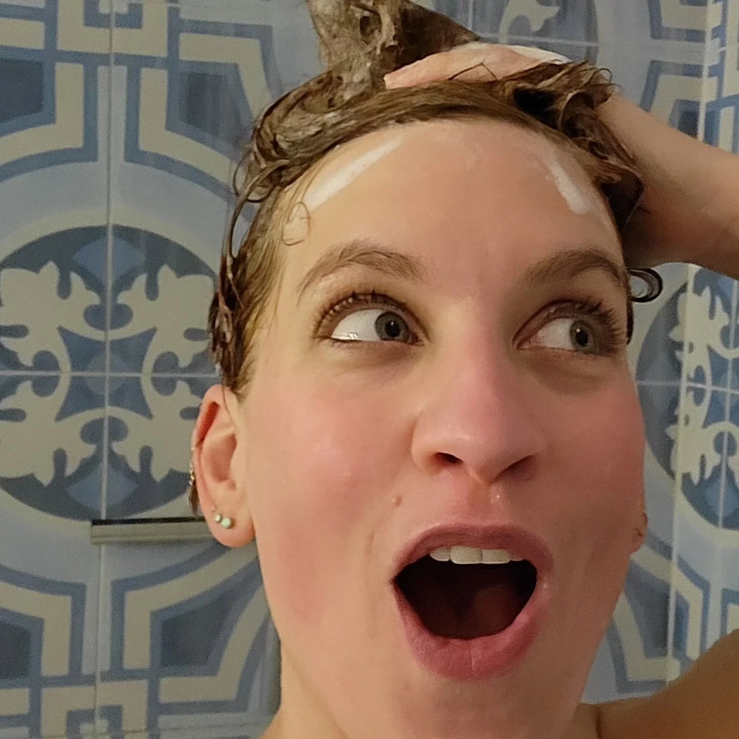 Zin in Zingen IS TERUG!!!
Zoals zingen onder de douche, maar dan met meer mensen. En ondanks meer kleren, toch meer plezier 😏
.
Inschrijvingen zijn geopend. Vast tarief van 25&euro; vanaf dit jaar. Kom er gezellig bij! 
Meer info via link in bio of 
