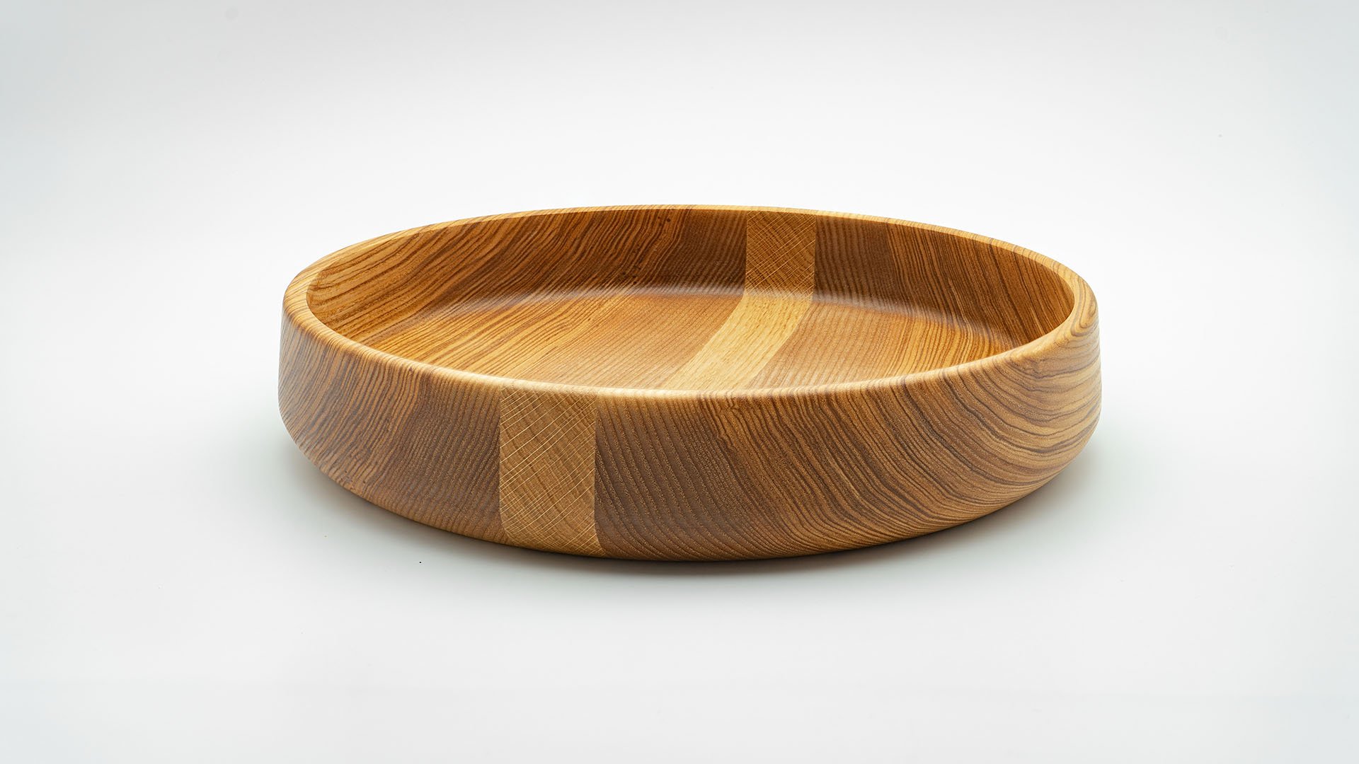 Bright_Sides_Designer_Holzschale_Manufaktur_Hagemann_01.jpg