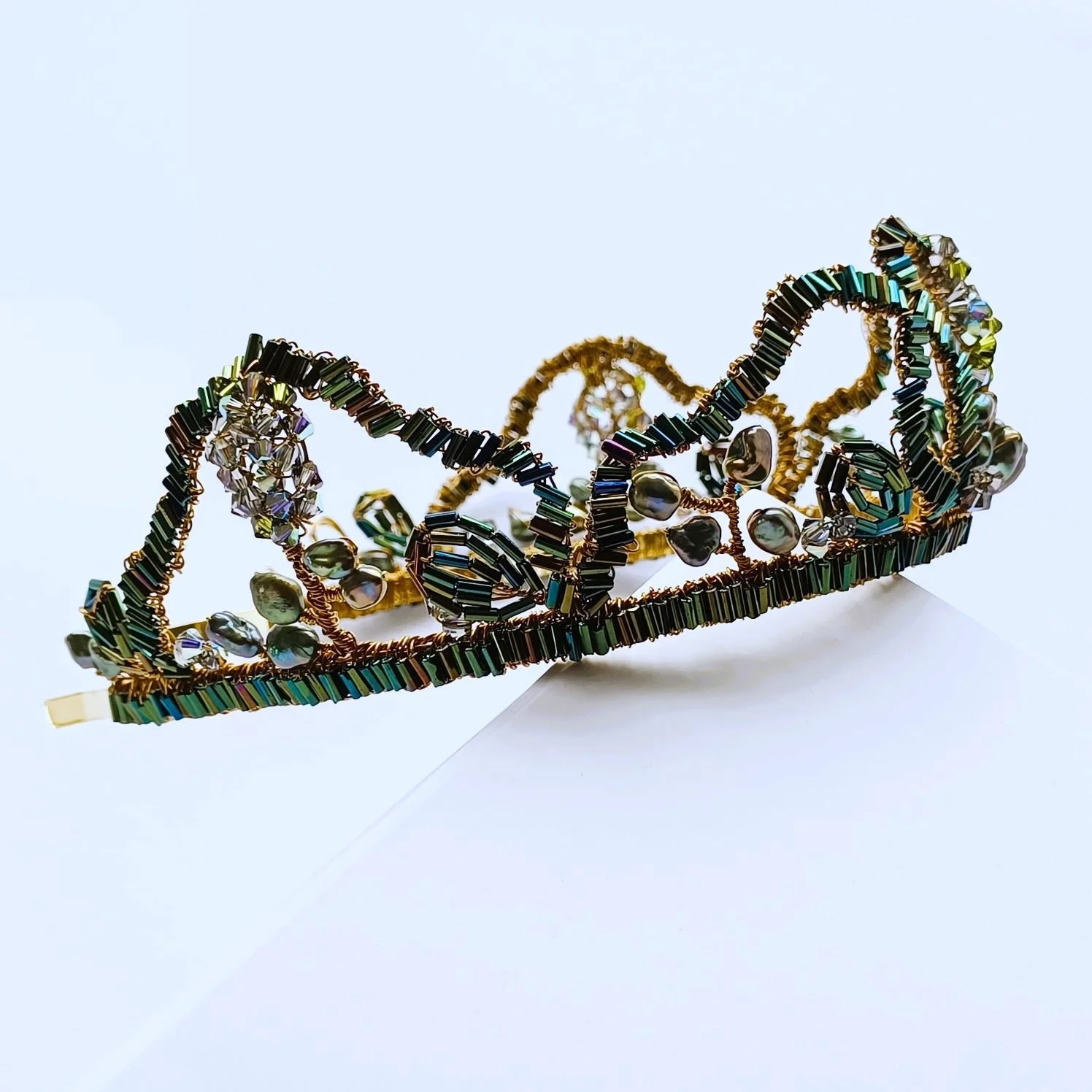 Alternative-colourful-bridal-wedding-headpieces-Forest-nature-inspired-crowns-by-beadybrideuk-KKM (4).jpg