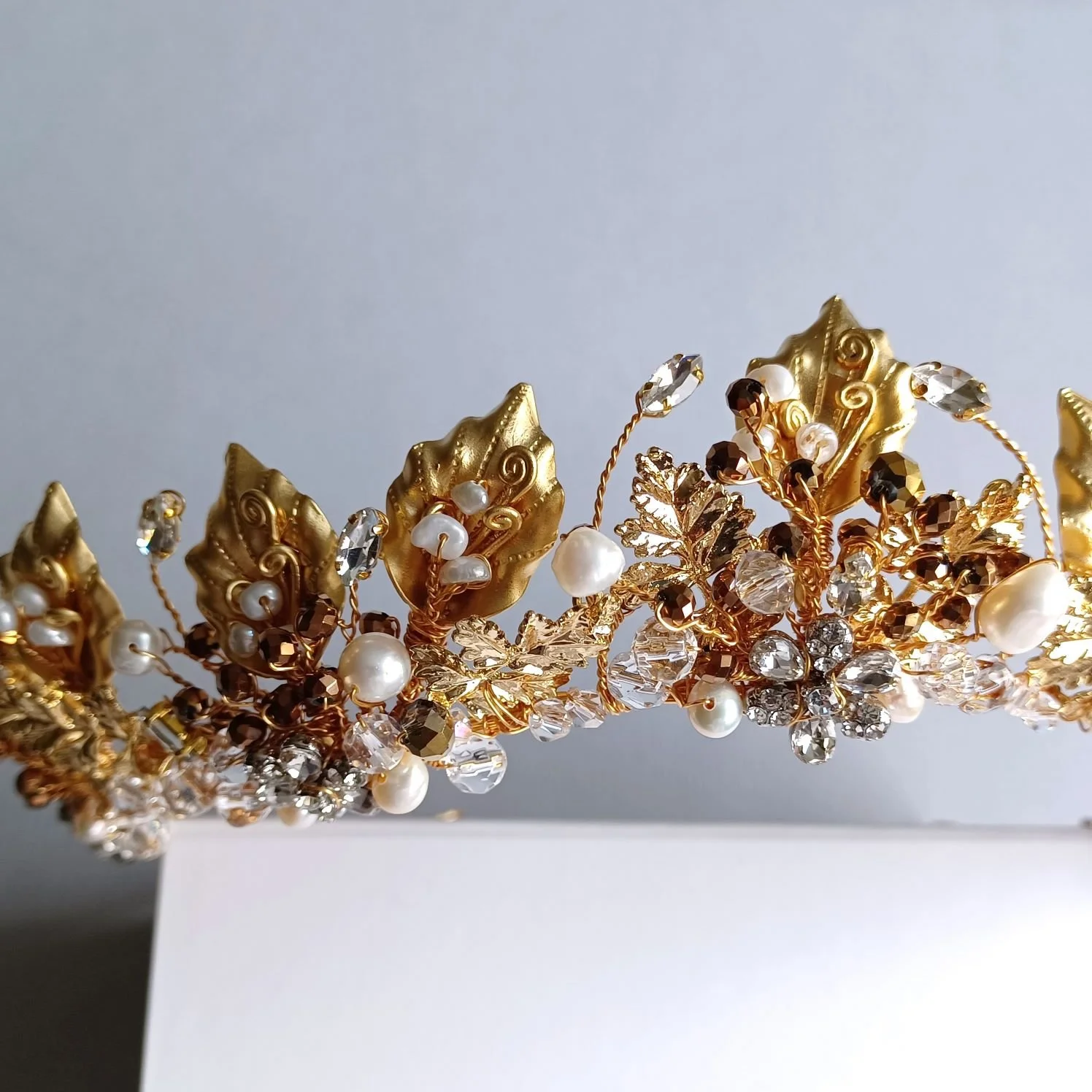 Autumnal+goldenleaf+bridal+wedding+crown+headpiece+handmade+by+BeadyBrideUK-MDLYN-3.jpg