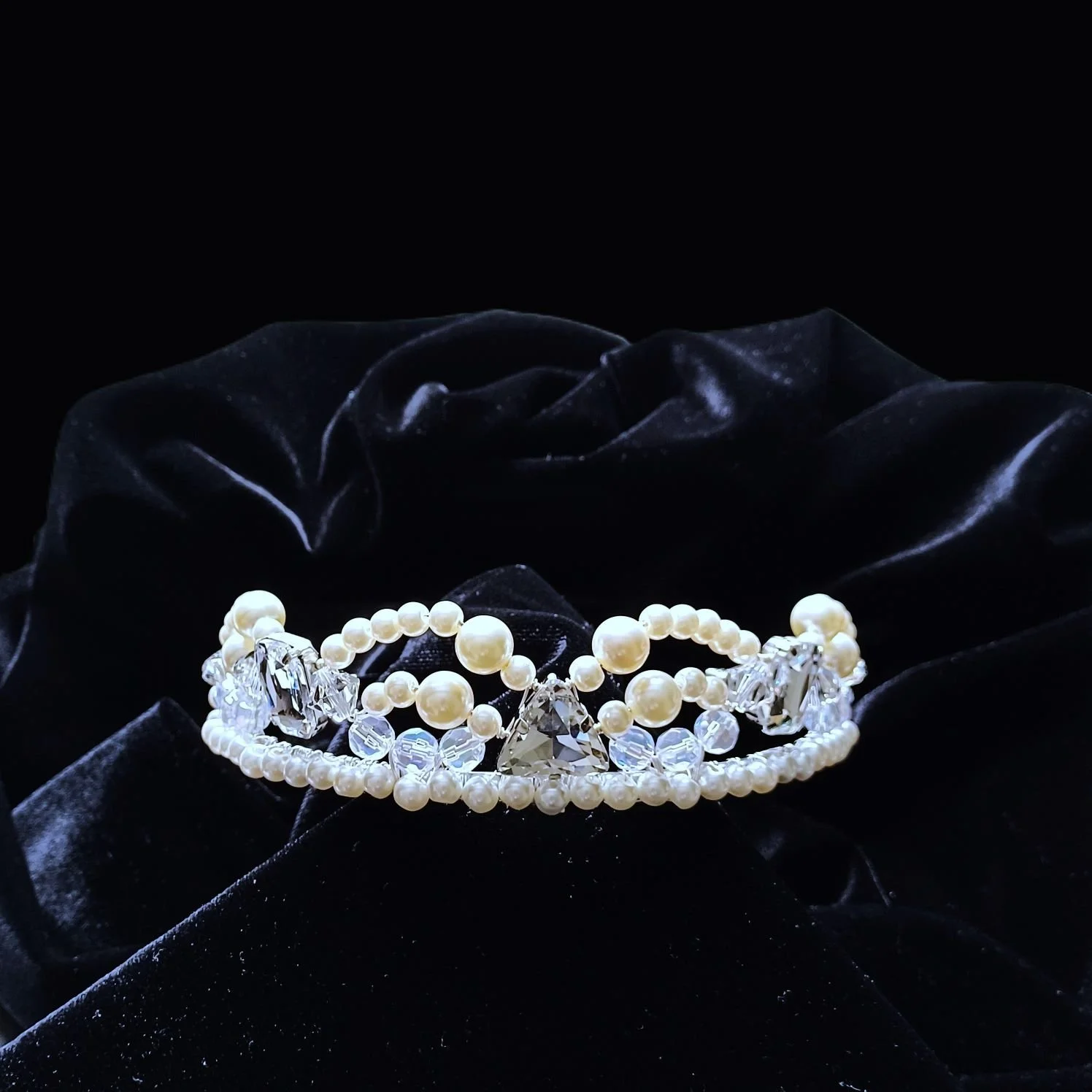 Cream white bridal tiara with pearl and crystal by Swarovski-Arabella-2026082827_1.jpg
