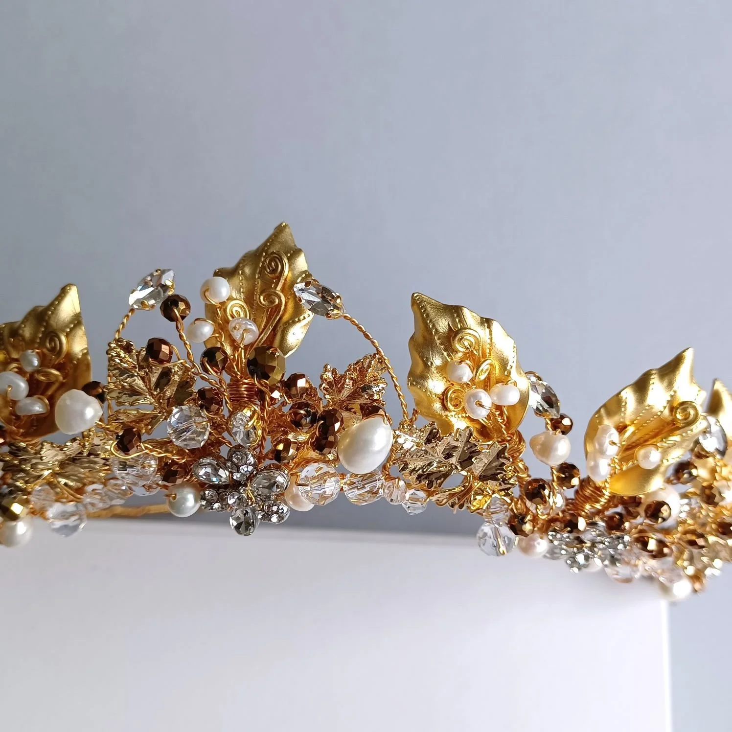 Autumnal+goldenleaf+bridal+wedding+crown+headpiece+handmade+by+BeadyBrideUK-MDLYN-5.jpg