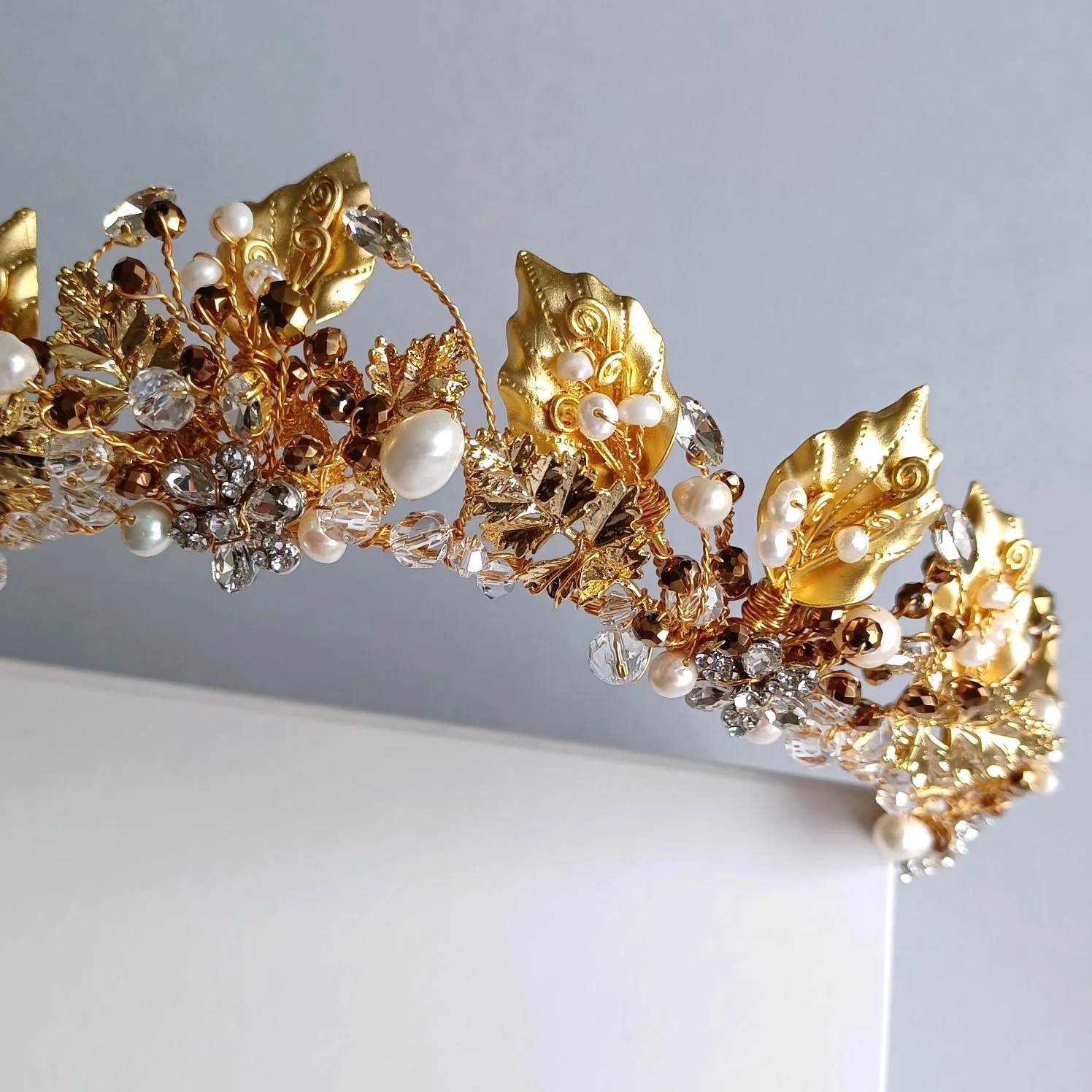 Autumnal+goldenleaf+bridal+wedding+crown+headpiece+handmade+by+BeadyBrideUK-MDLYN-4.jpg
