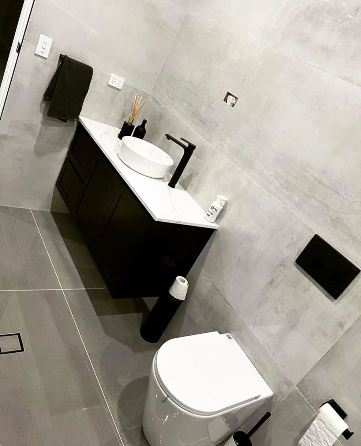 WhatsApp Image 2024-04-26 at 11.44.40_966feb2c.jpg