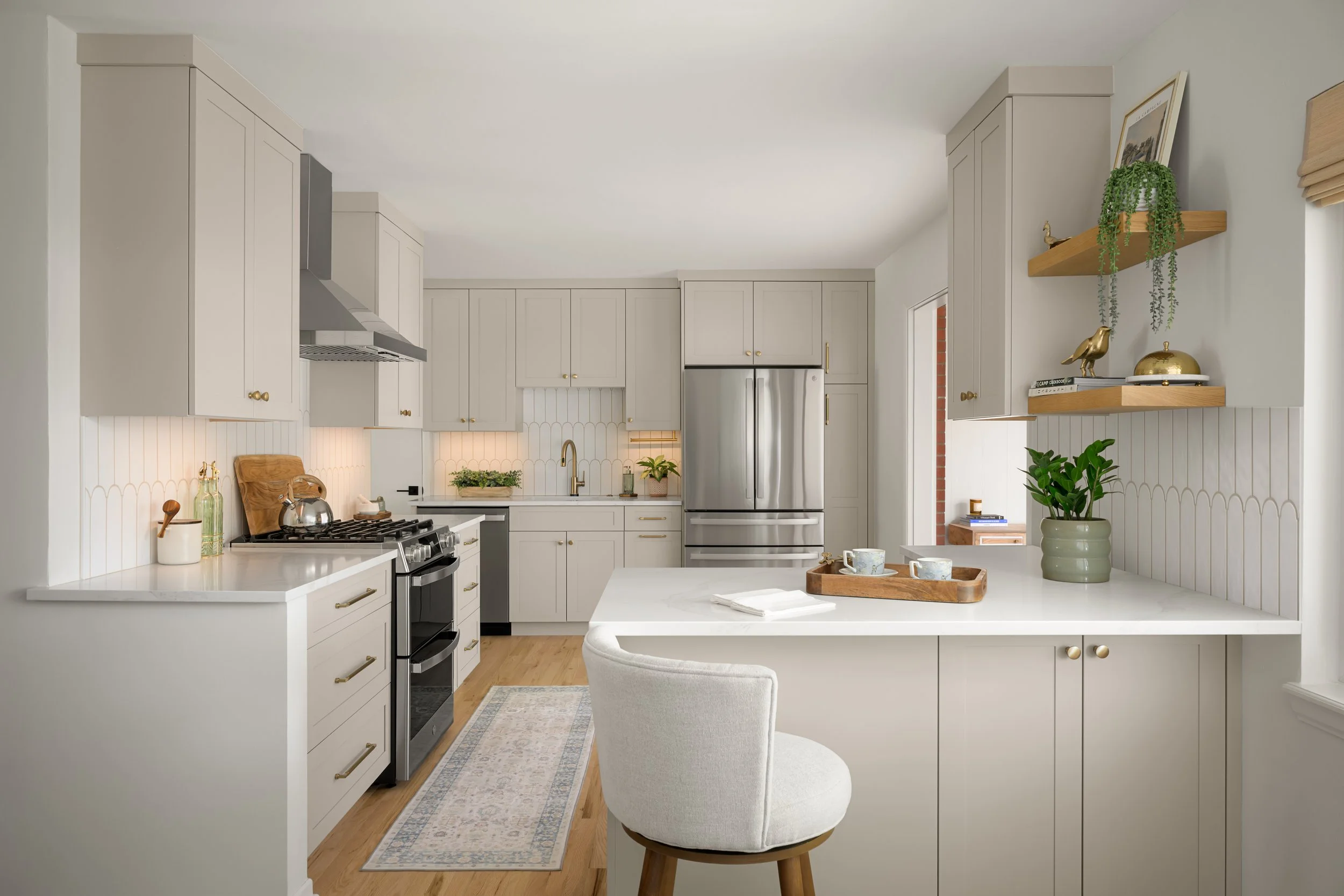 TaborInteriors_13373W24thPl_Kitchen_1_Vs.3.jpg