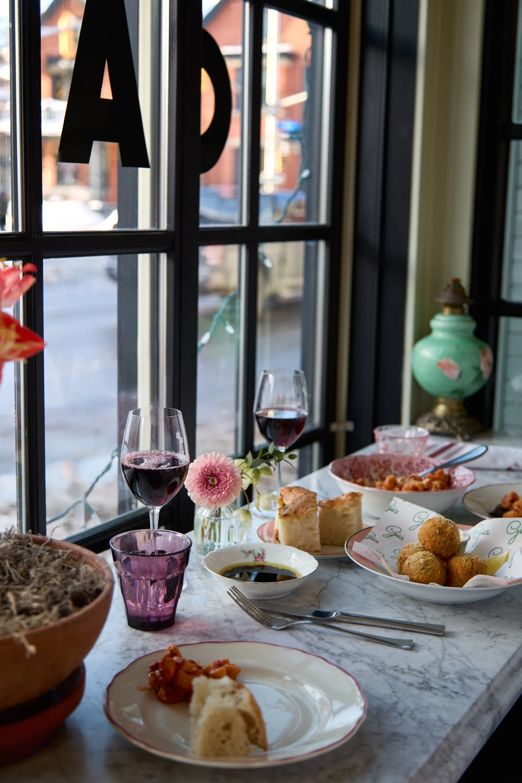 Gia Merch & Food 31.jpg