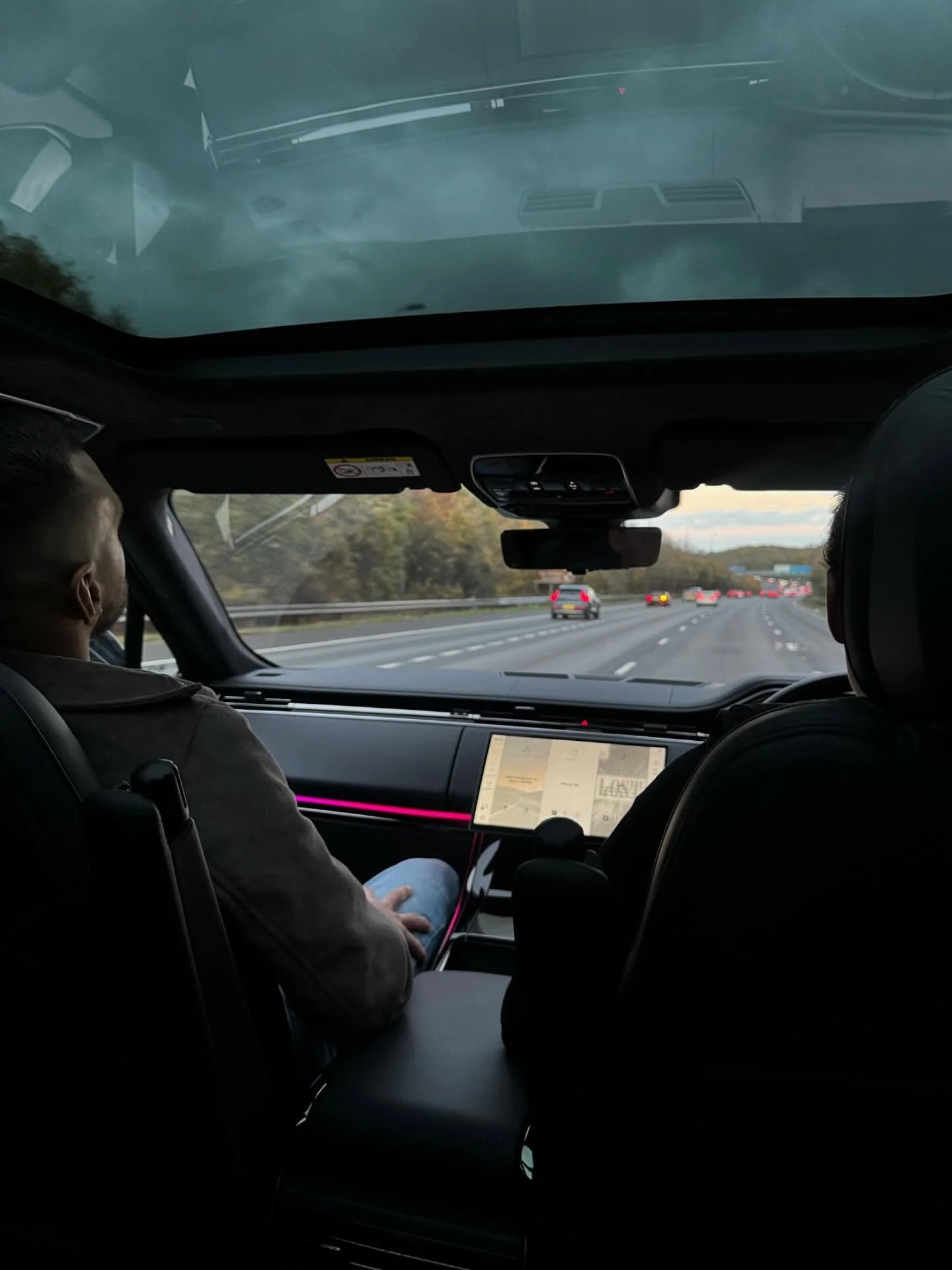 A Weekend In Kent 🎬

Q4 started off slow but October finished off strong, 3% banked. 

Good times, good memories and even better people.