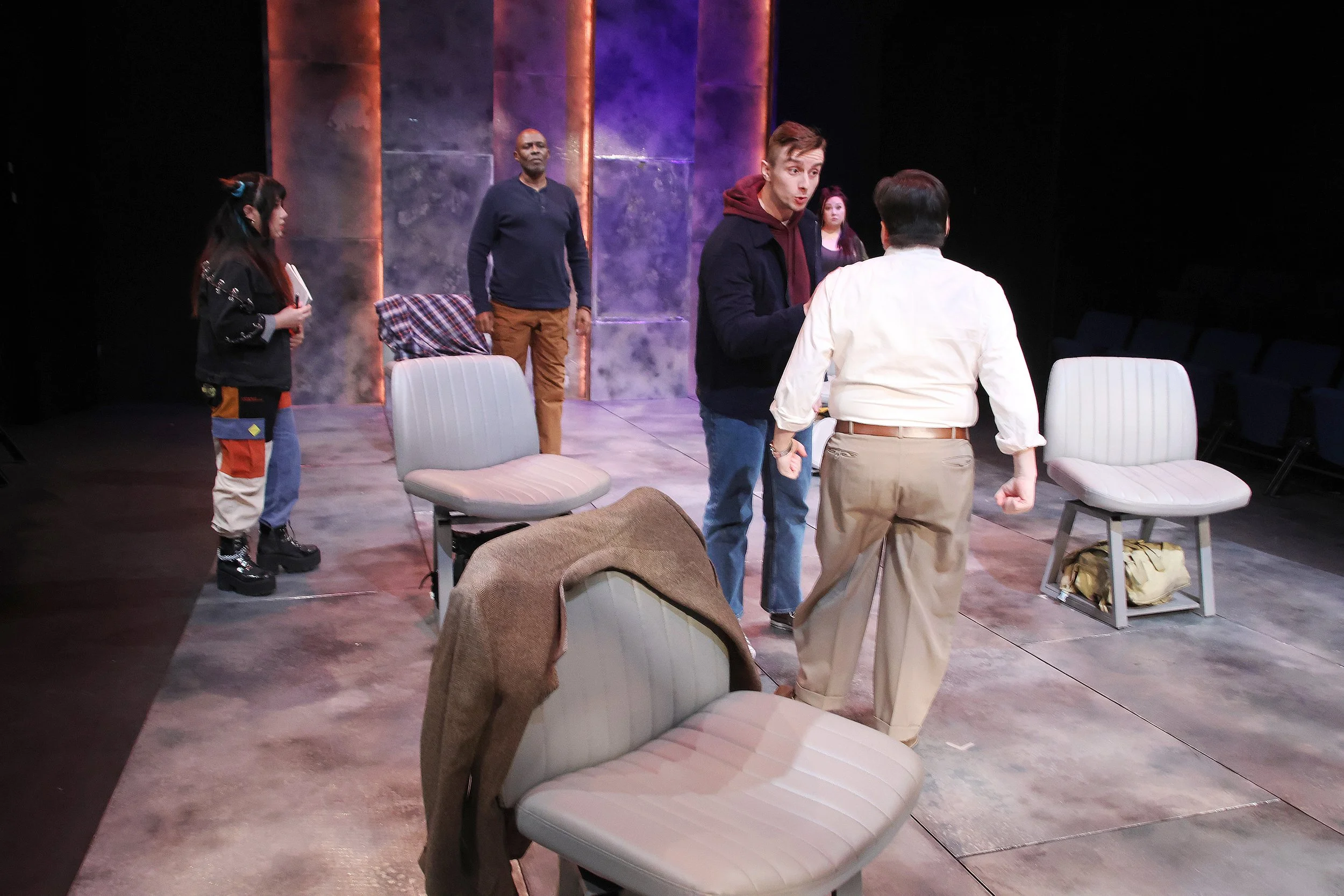 Coast Starlight, TJ confronts Ed