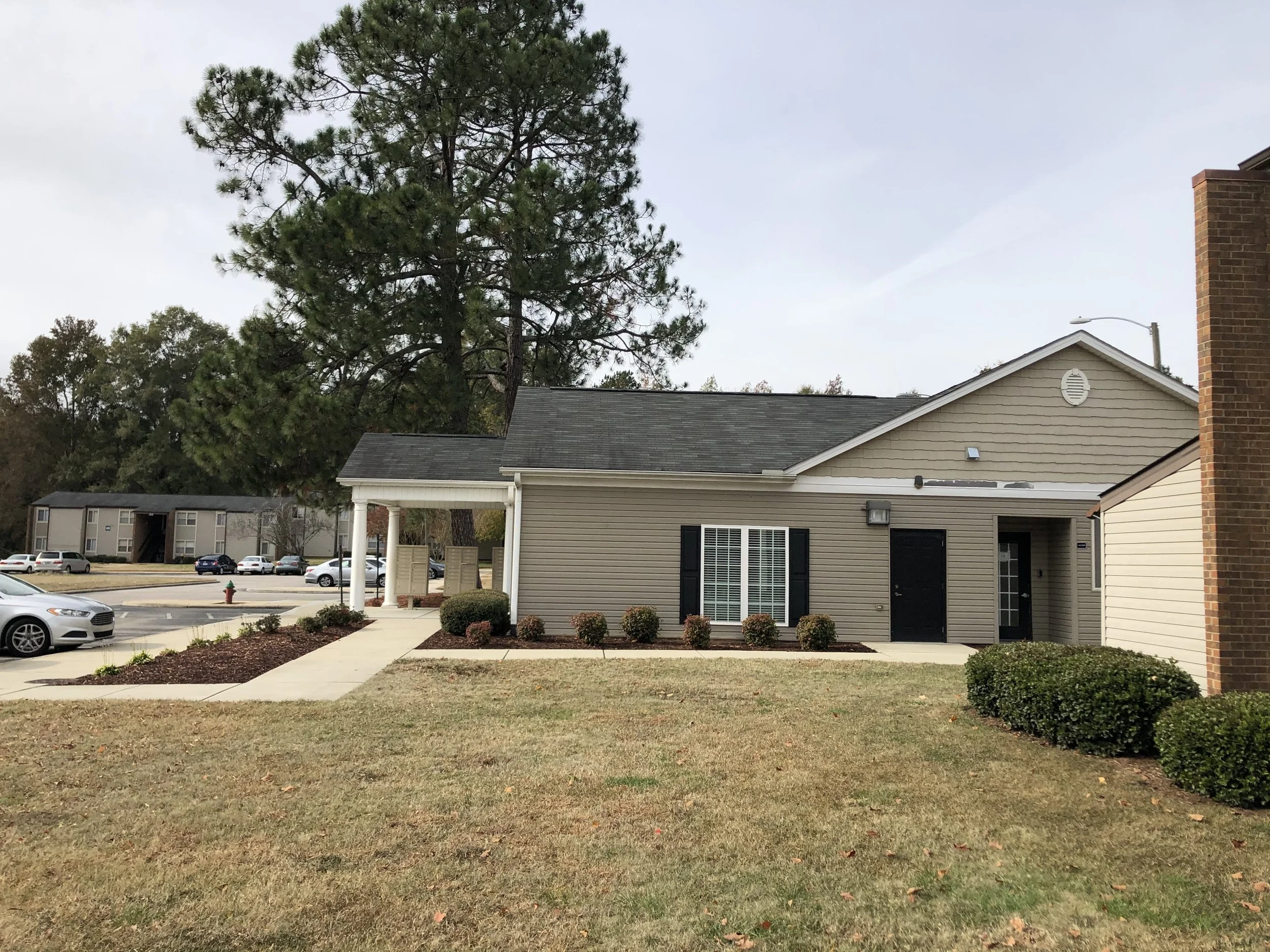 Richardson Court 4.jpg