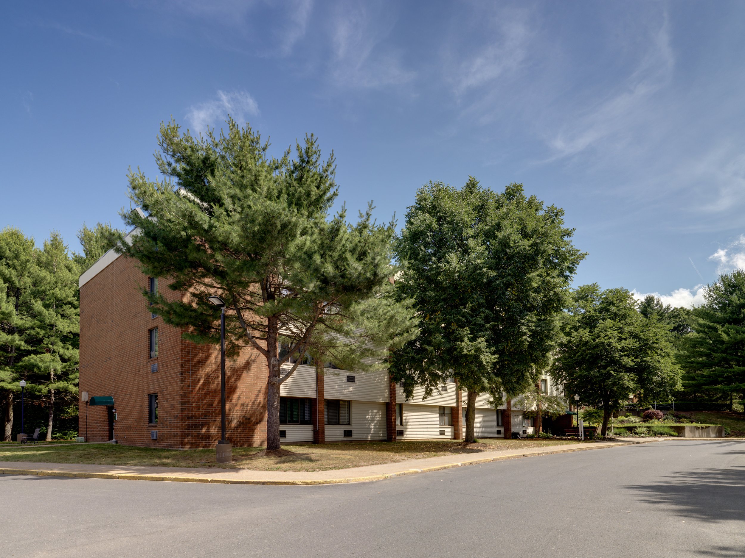Flanders West Apartments, Southington, Connecticut
