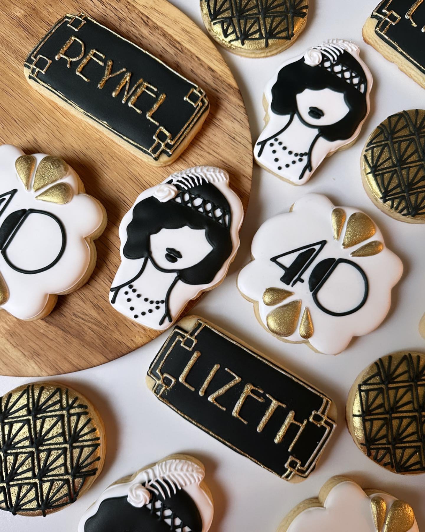I&rsquo;m so bad at posting but these Gatsby theme cookies are the cutest 🤍
