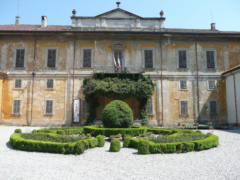 Promenade musicale nei giardini di villa Sottocasa