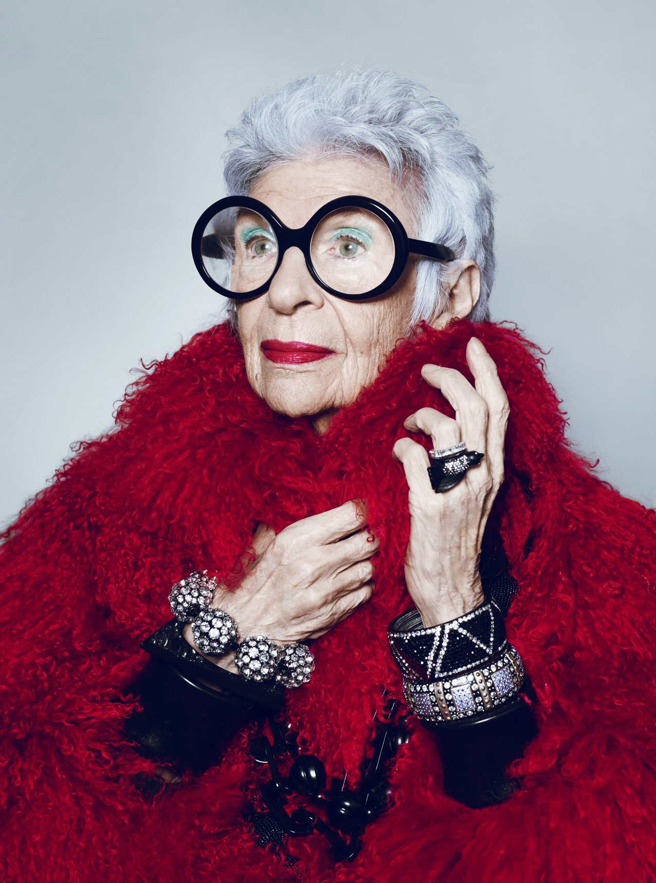AN11878621IRIS_APFEL_s3_044.jpg