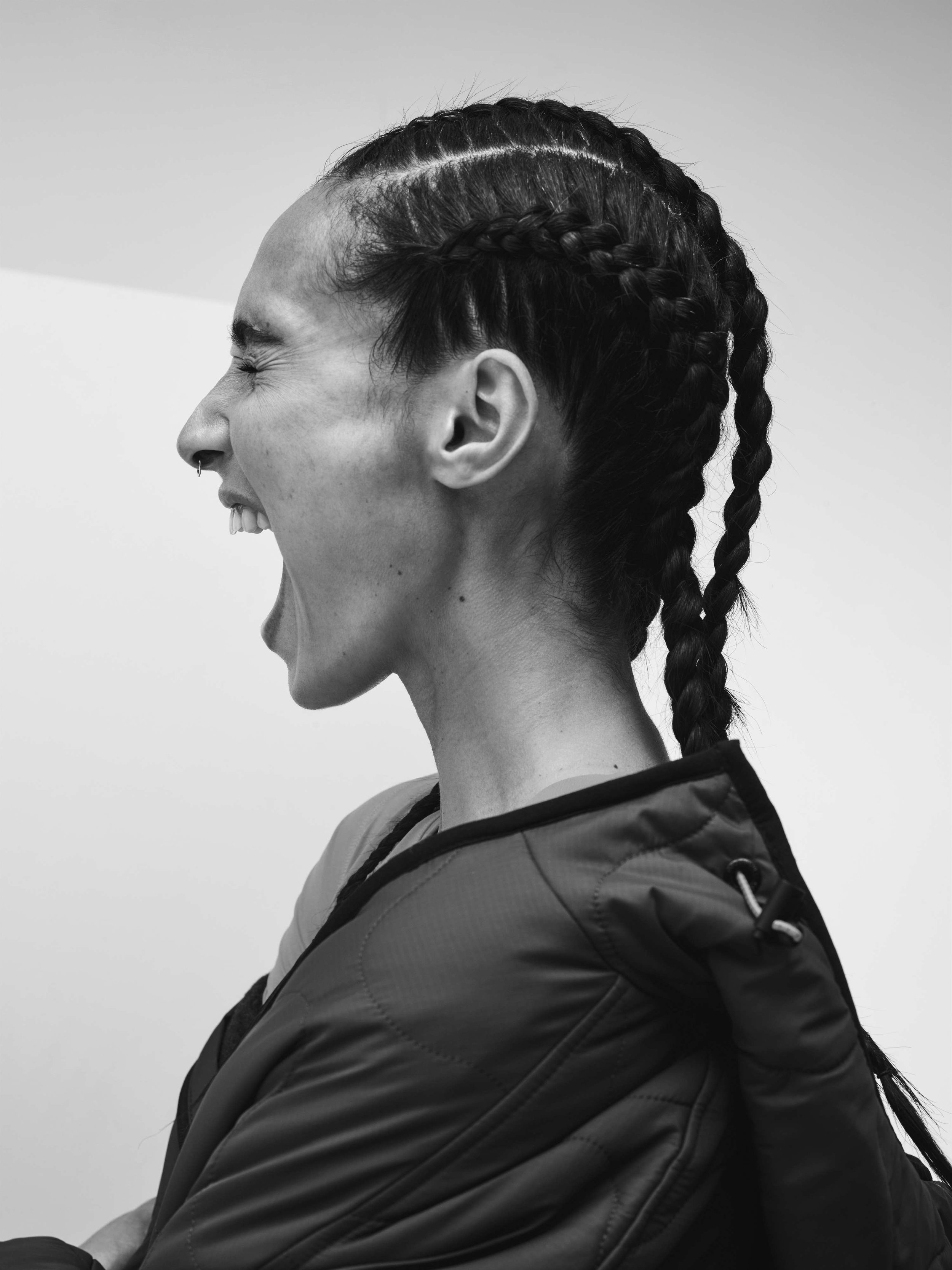 02019-shot8-101-f1-bw.jpg