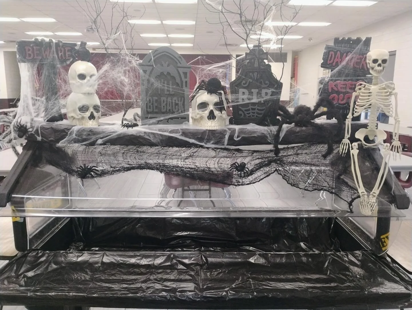 The team in Krebs is feeling spooky! 🕸️🪦👀