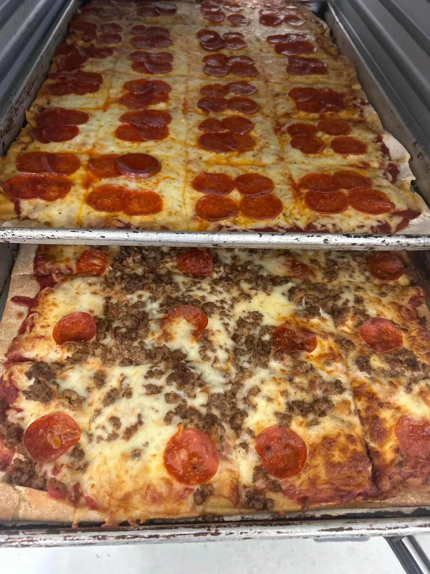 Serving up smiles one slice at a time! 🍕😊 #KeystoneFoodservice