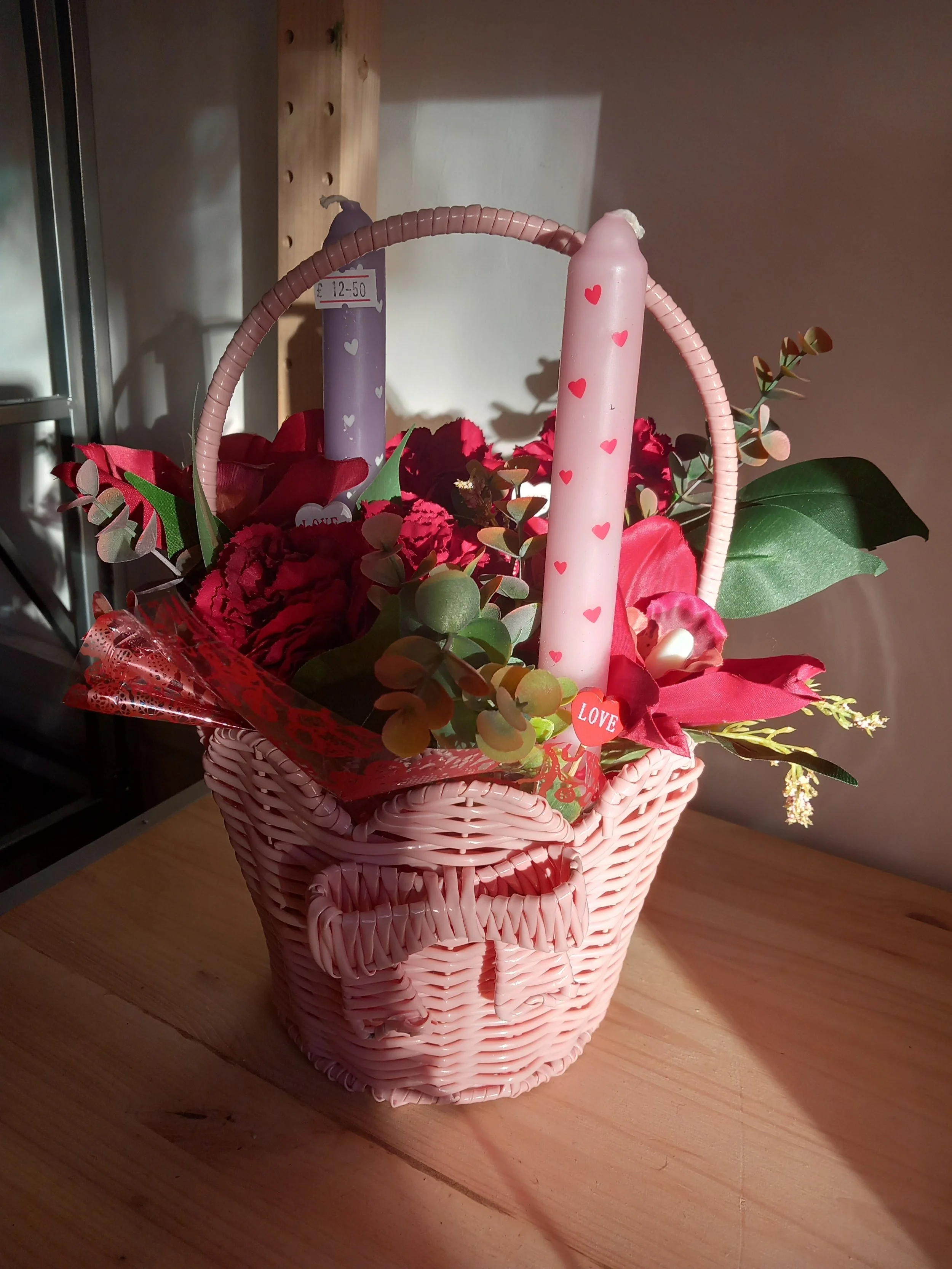 valentines basket 2.jpg