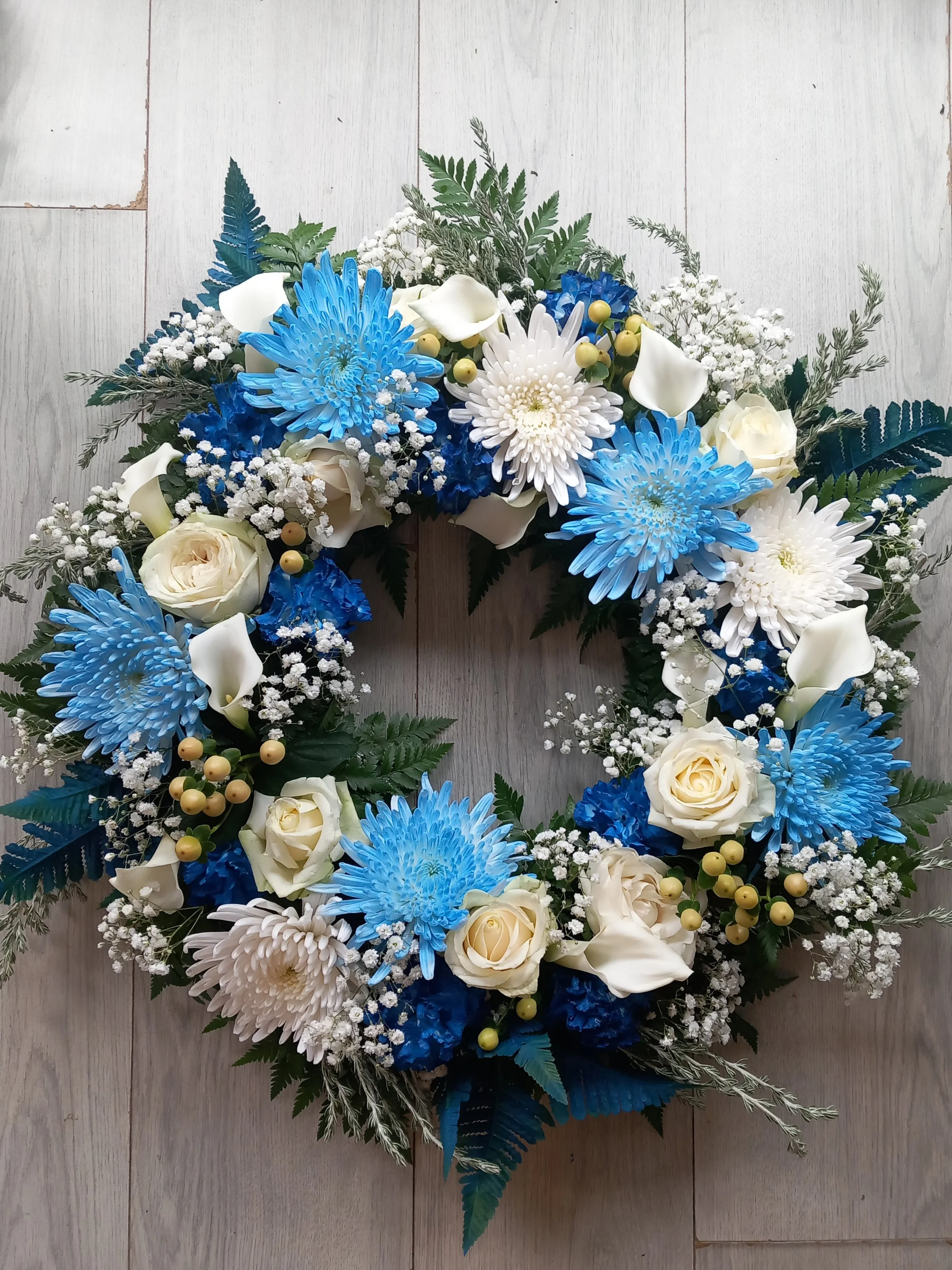 blue and white wreath.jpg
