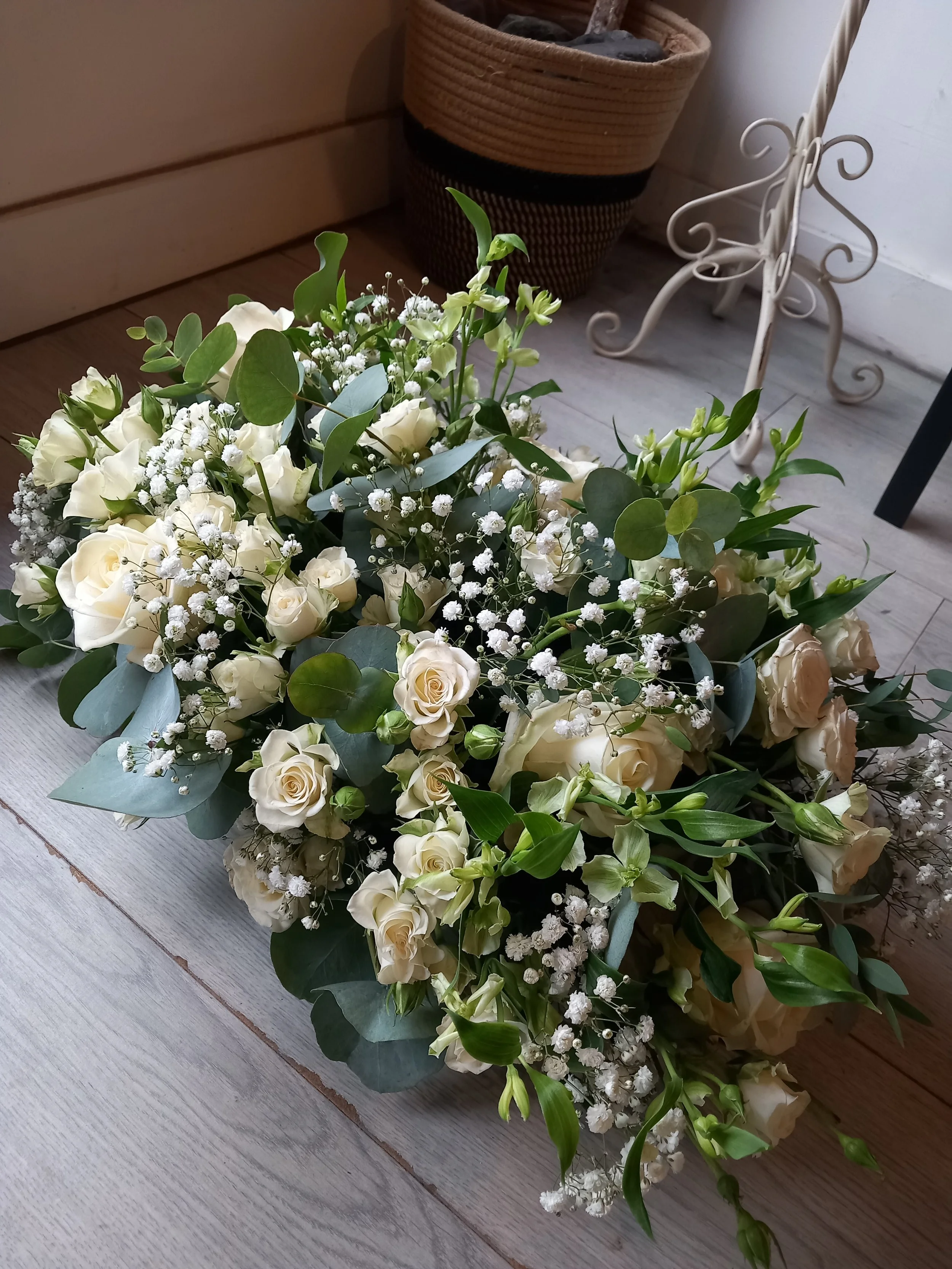 louise table centres.jpg