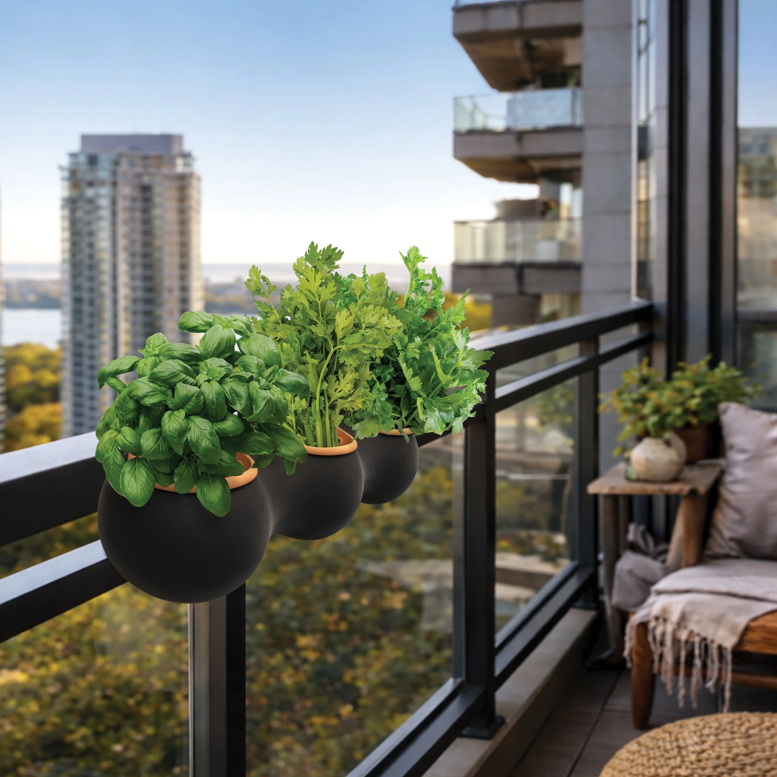 NUAGE BalconyBT2.jpg