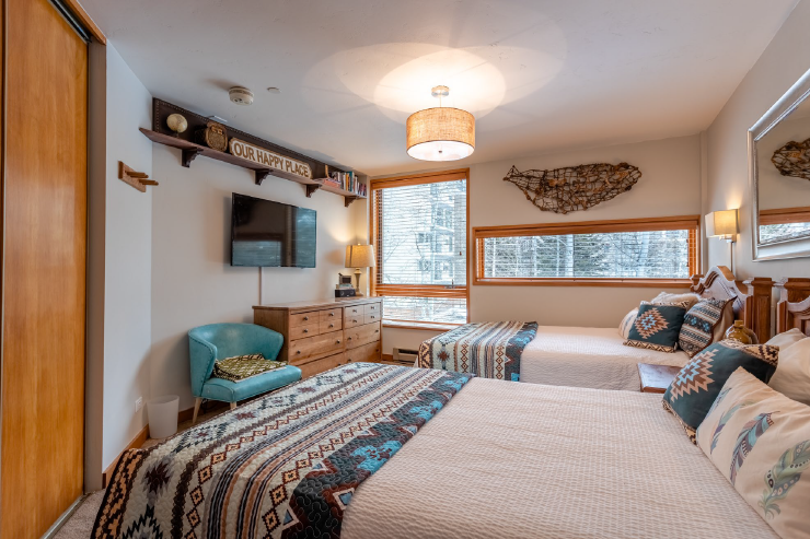 second bedroom 2 after.png