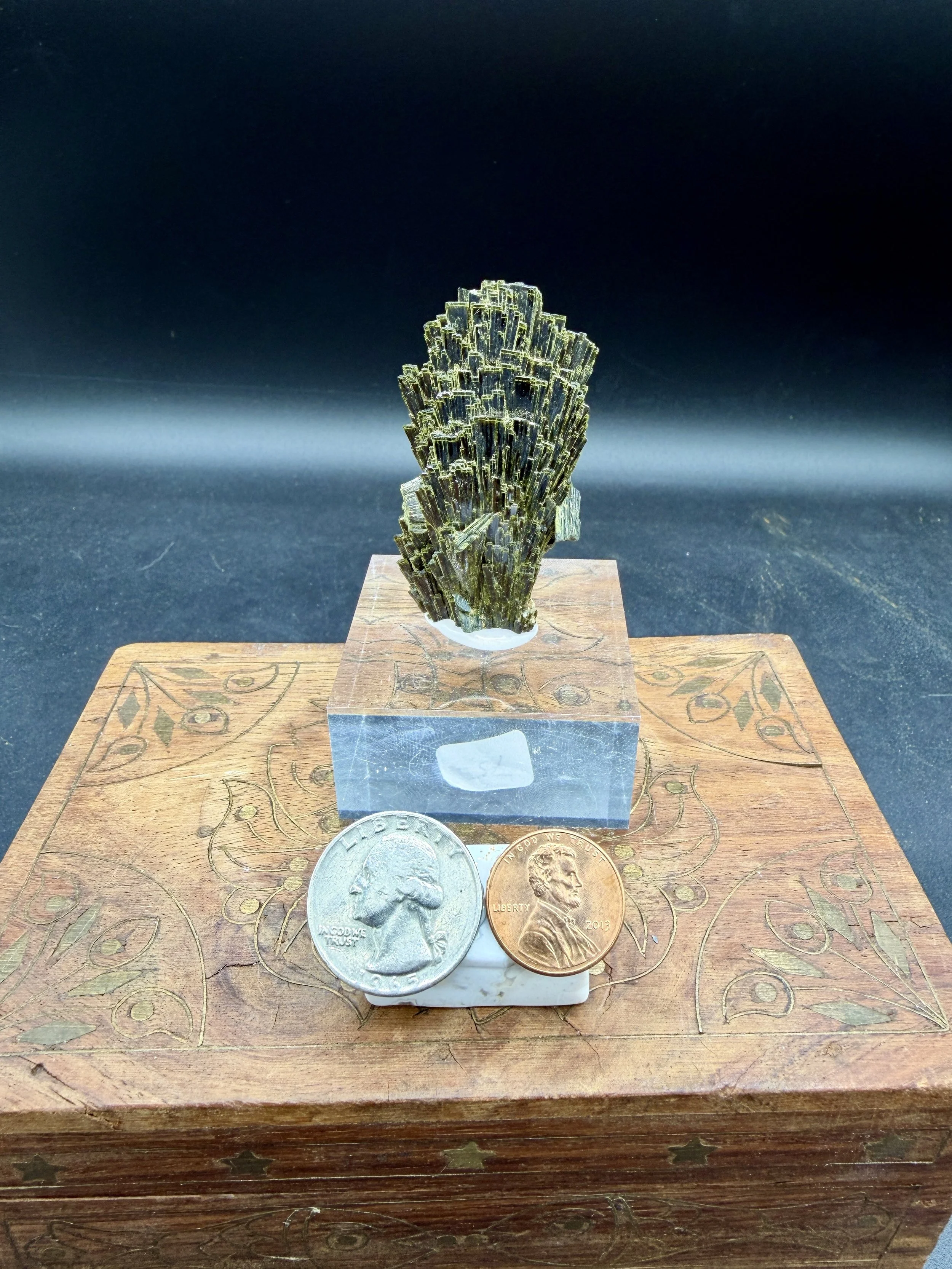 Epidote Fan from Pakistan
