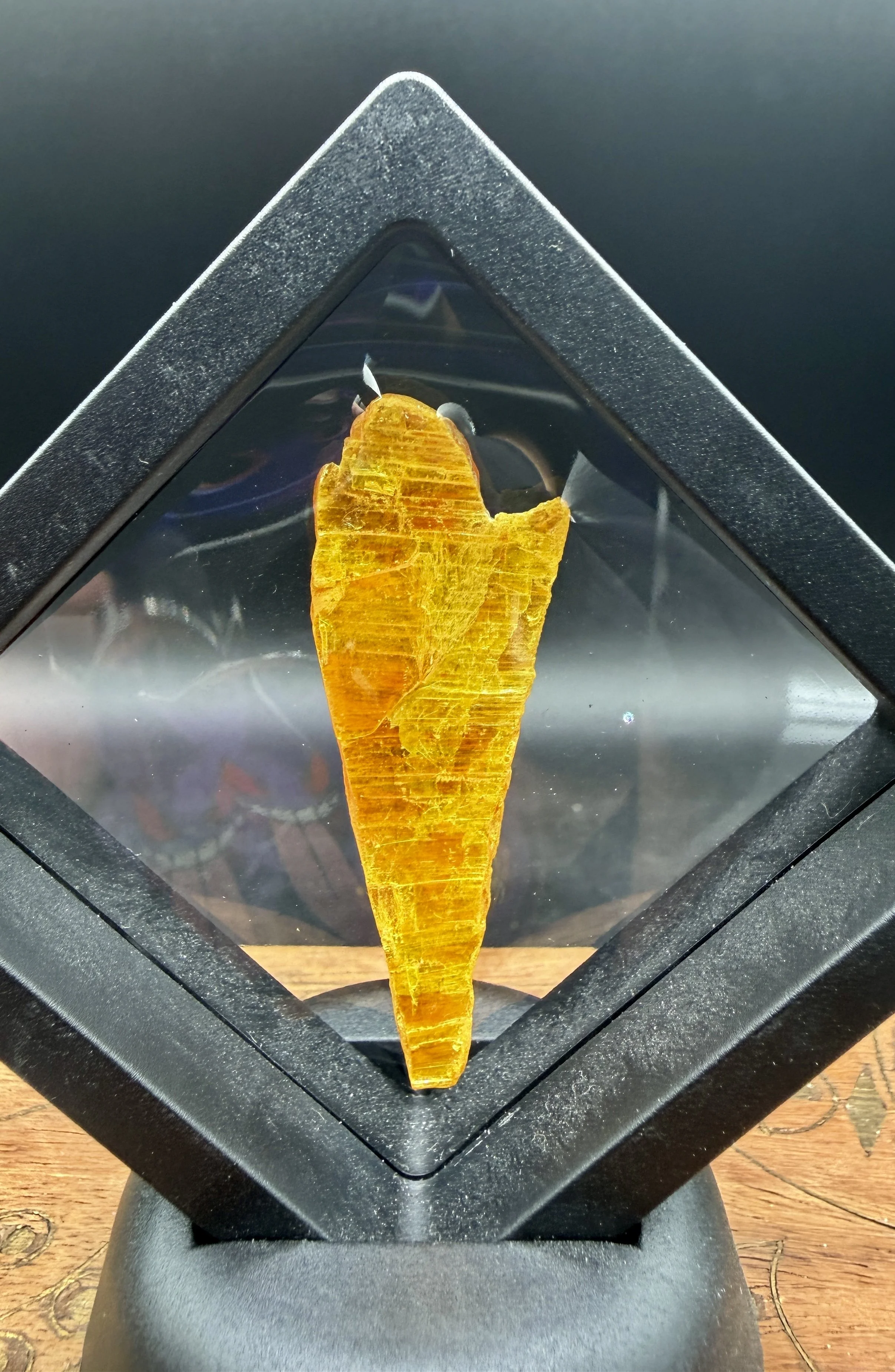 Polished Orpiment Slice