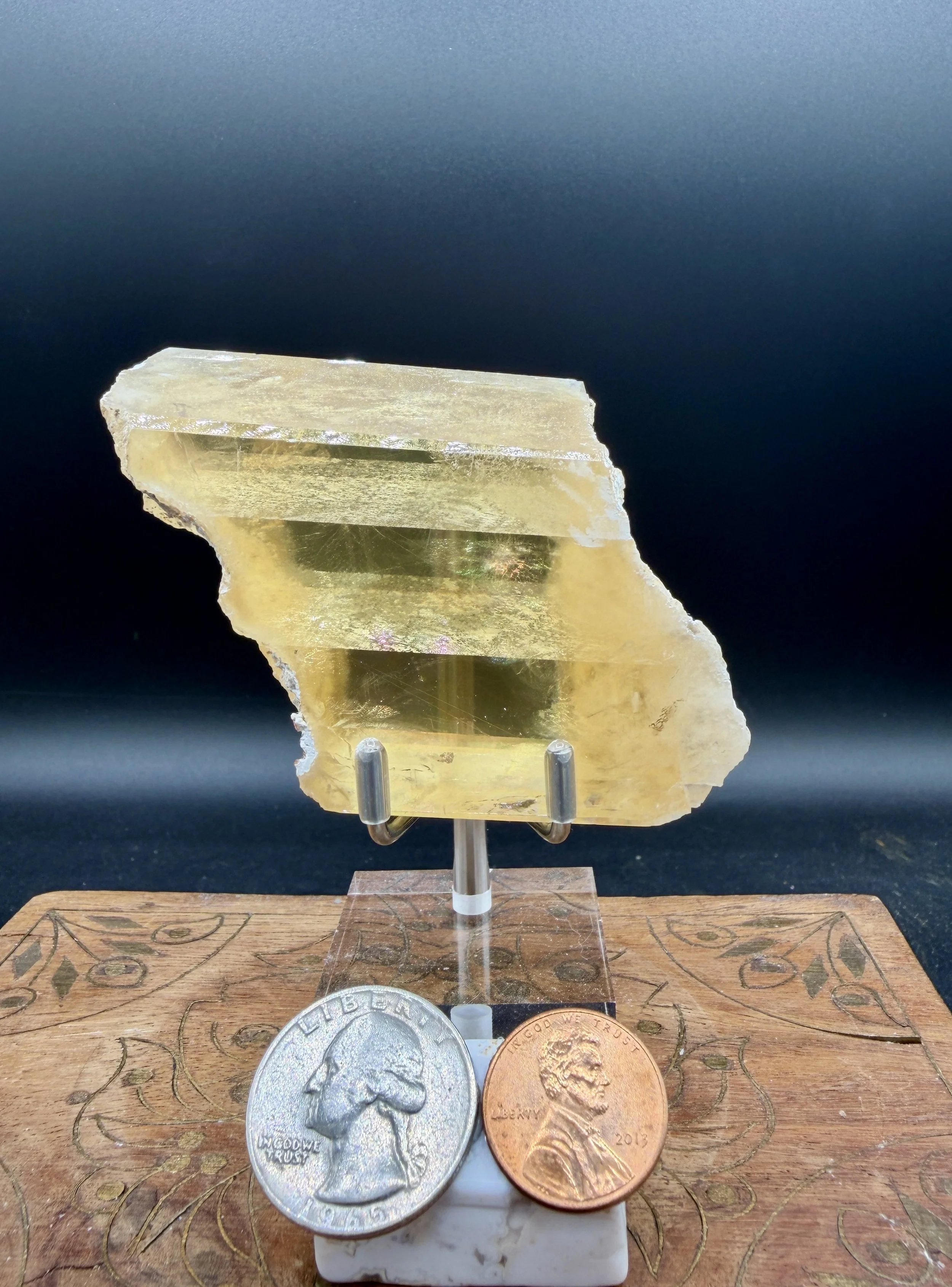 Yellow Optical Calcite (Iceland Spar)