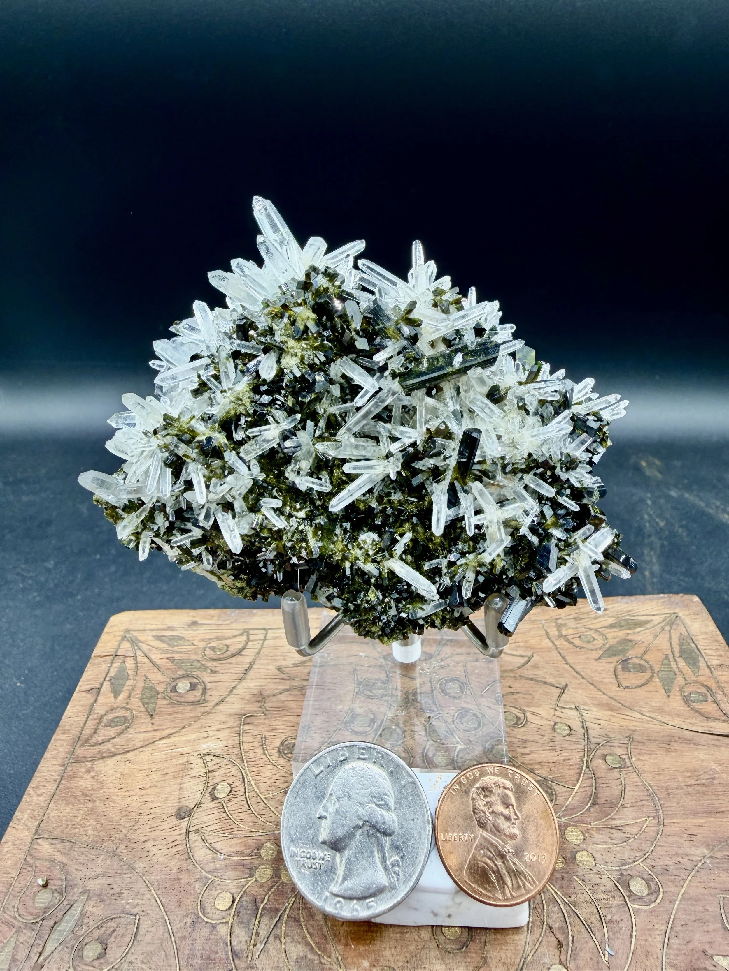Epidote & Quartz Clusters | Ancash Department, Peru