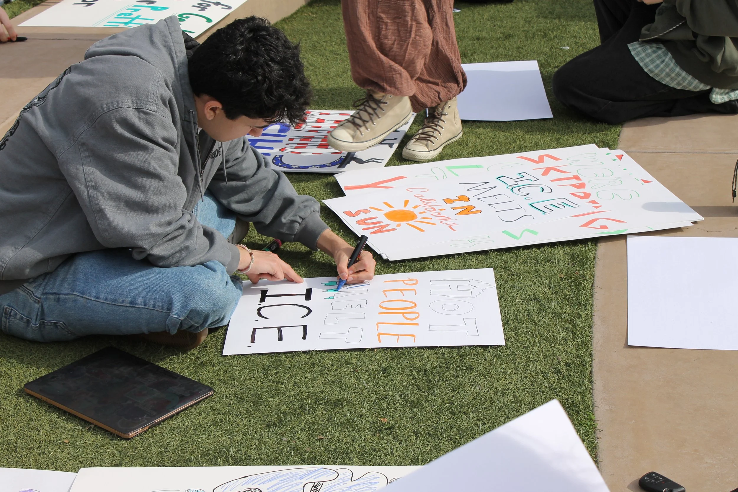 Acalanes Students Plan a Walkout to Protest I.C.E. 