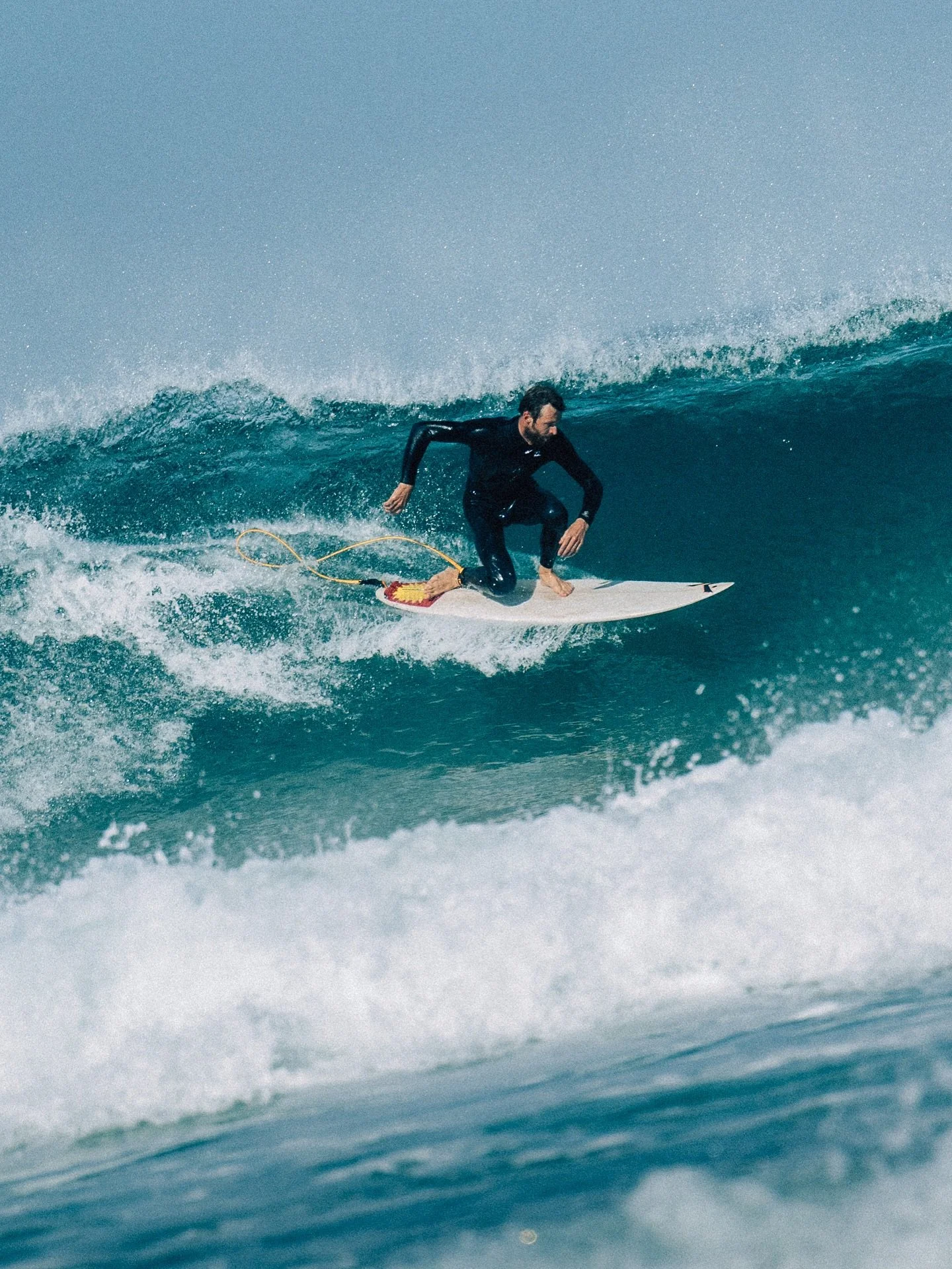 Quelques photos de notre surf trip cette semaine sur la c&ocirc;te ouest de la Bretagne avec les copains et le soleil 🌞🌊

#surf #surfing #finistere #bretagne #surfphotography