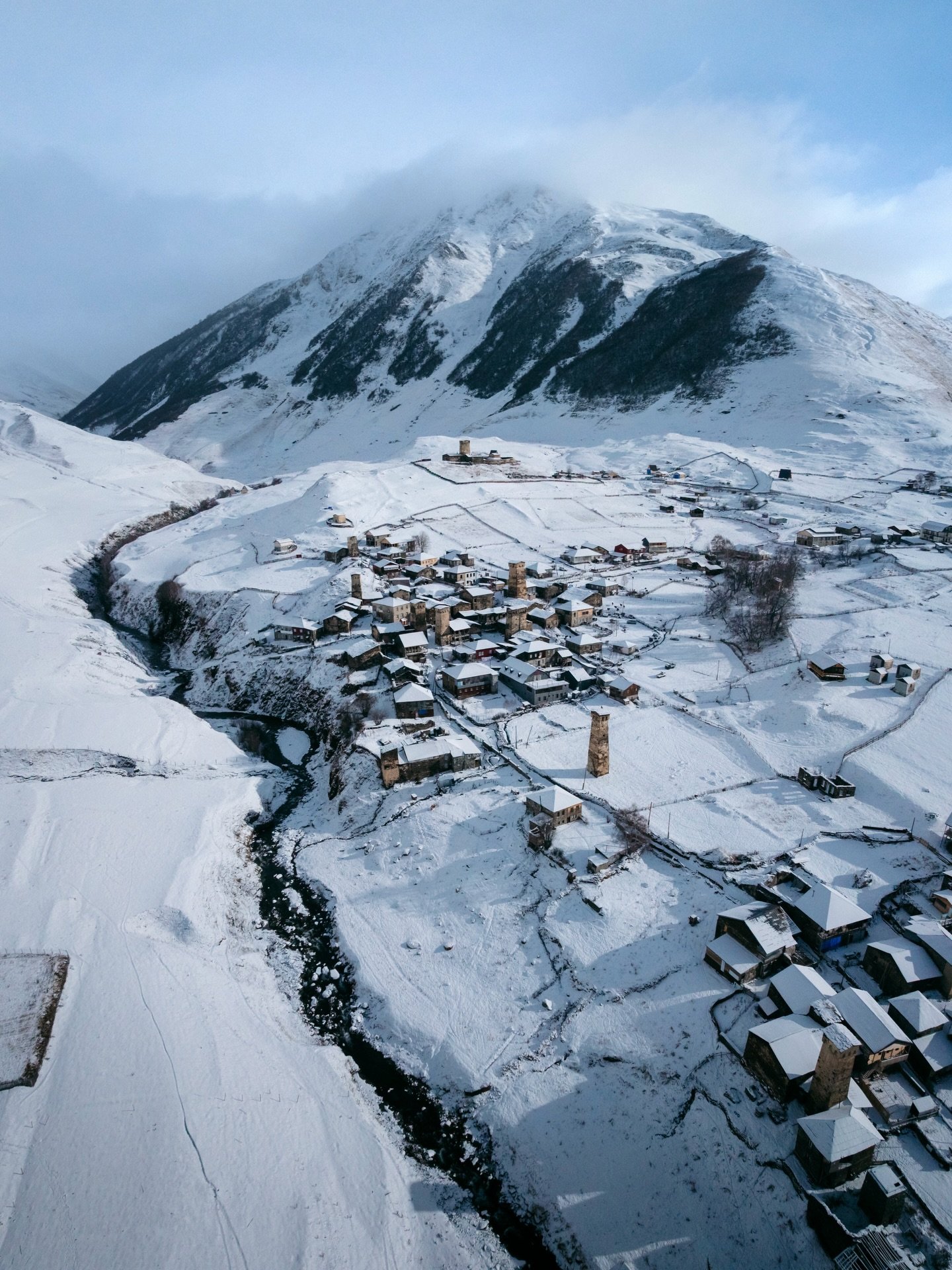 A few photos of the Greater Caucasus Mountains before the finalization of our video project with @eneour.leost 🇬🇪

#georgia #svaneti #ushguli #mestia #photographer
