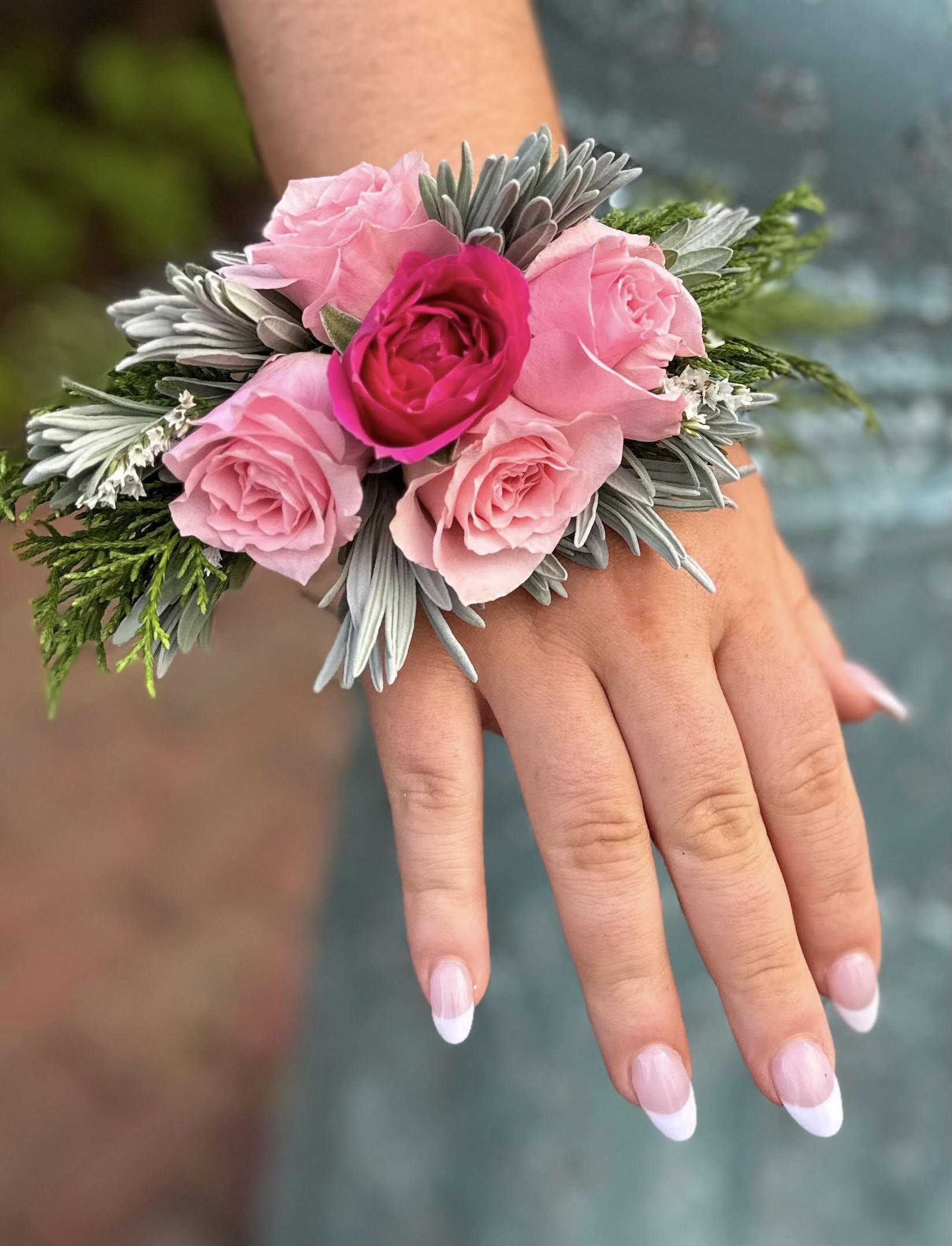 corsage pink rose.jpg