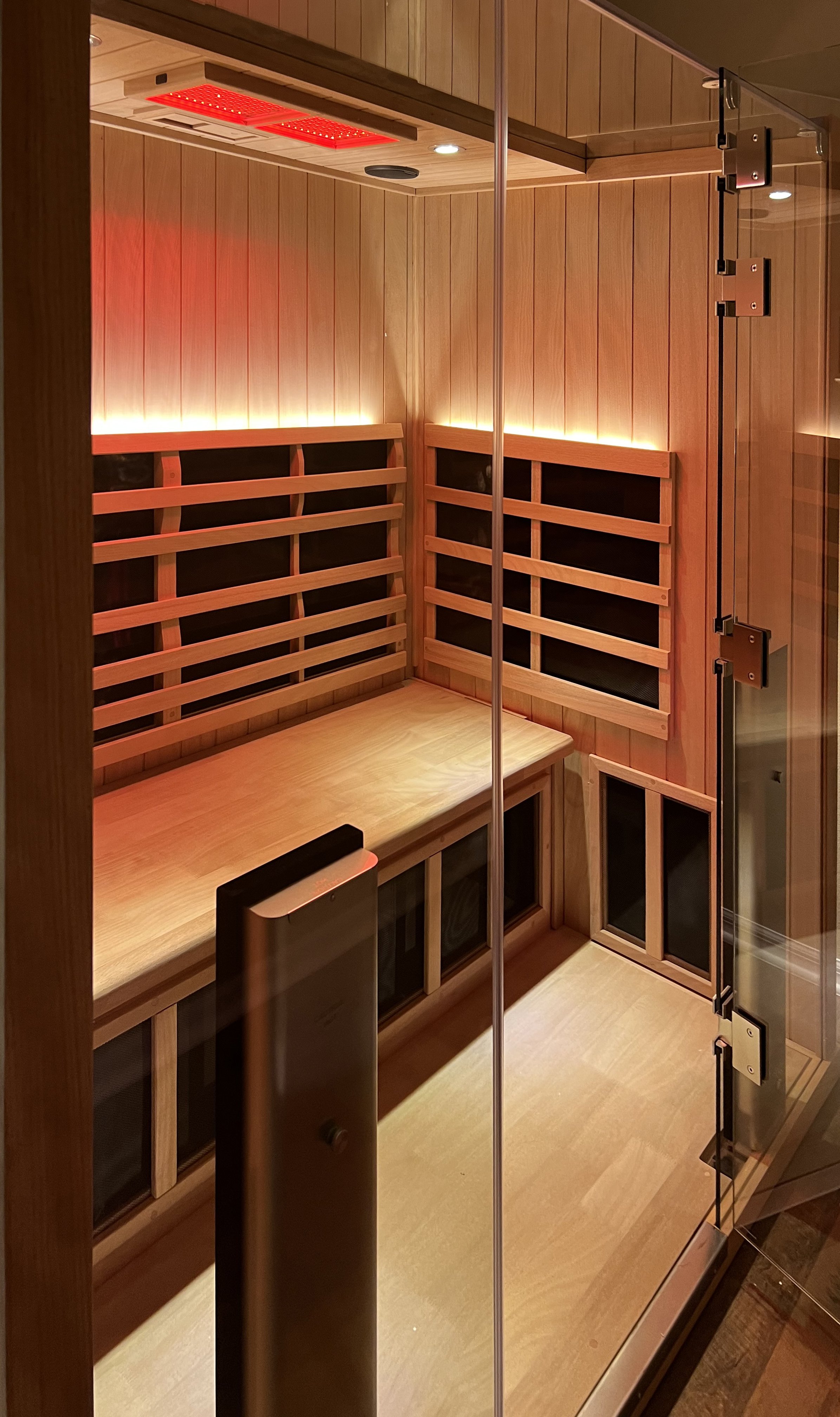 Infrared Sauna and Detoxification: How Heat Supports the Body’s Natural Cleansing Processes