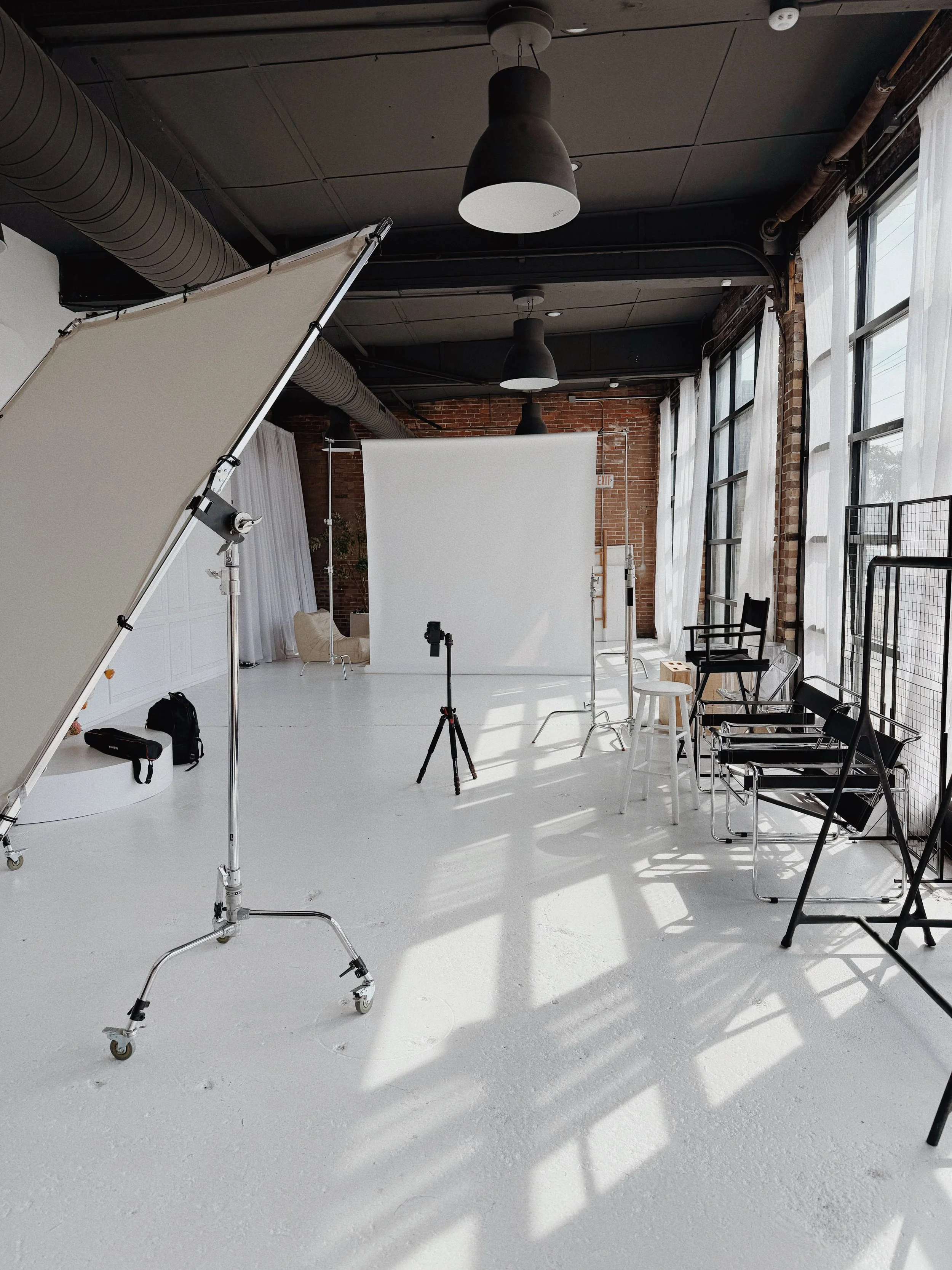 The Best Natural Light Photography Studio in Columbus: What to Look For