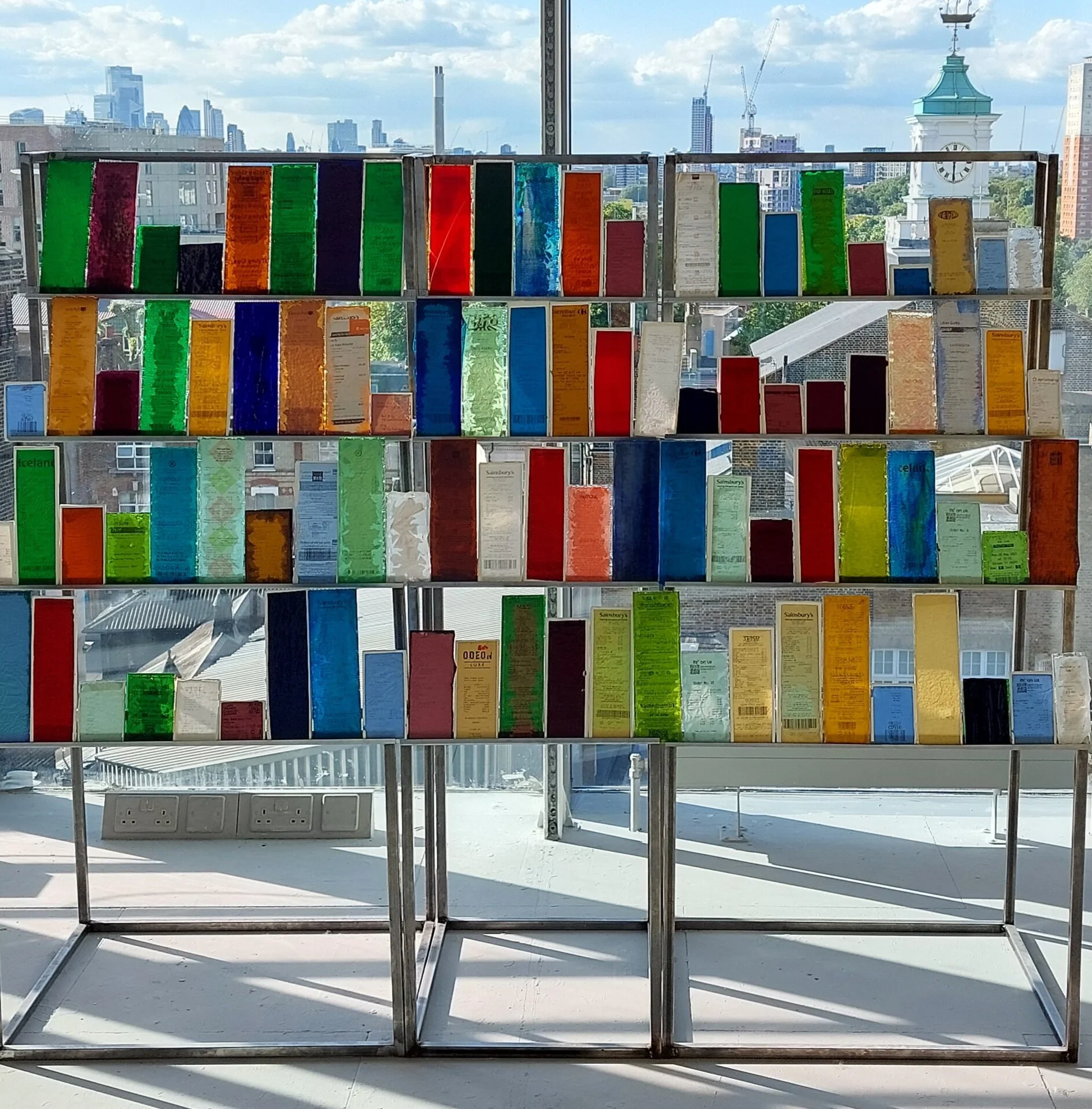 "Raconte-moi tout", Stained glass & receipts 2024