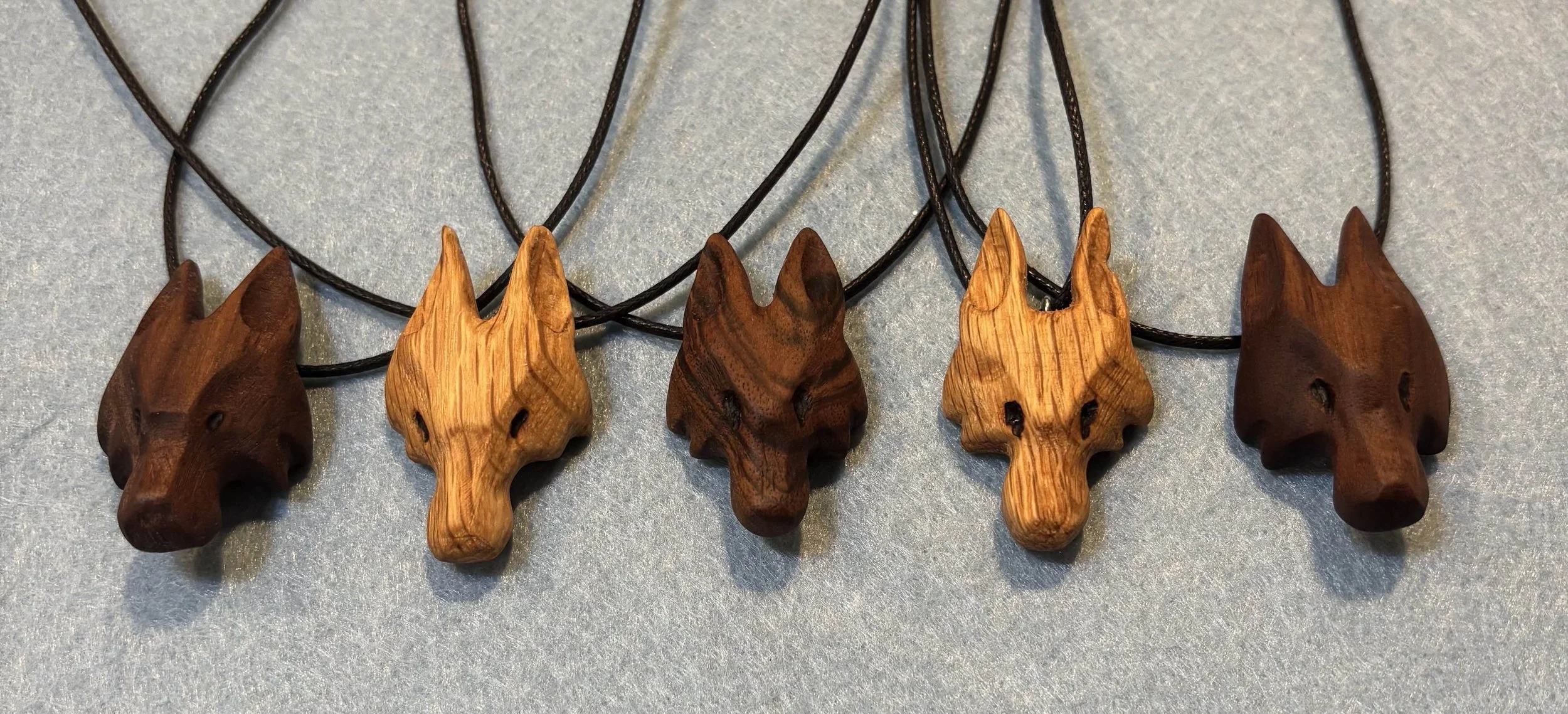 wolf pendant.jpg