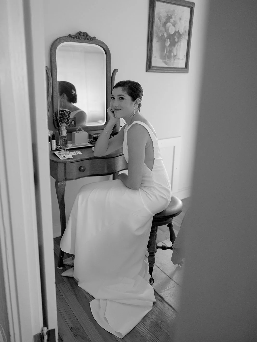 Getting ready at home with B + E 
🖤🤍 in black &amp; white 

Photos taken by the extremely talented @annacraigphoto