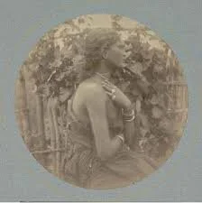 1202 Woman at the Fence wearing rings.jpeg