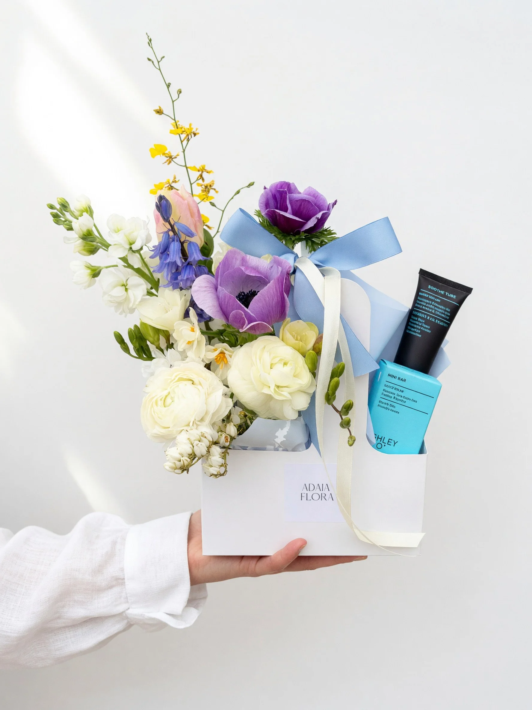 Pamper Posy Tote