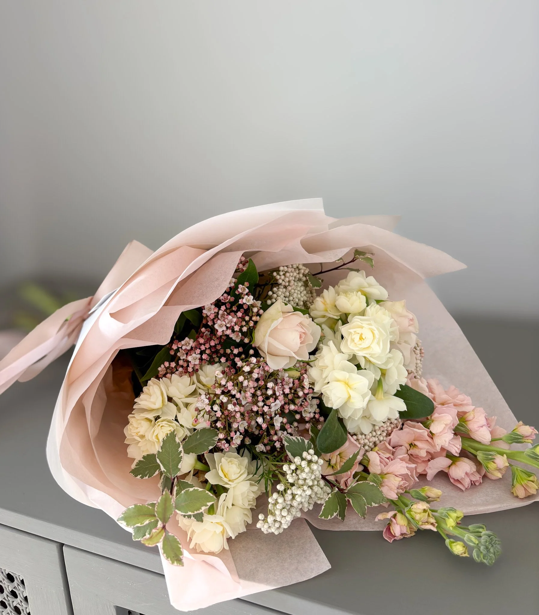 Seasonal petite posy