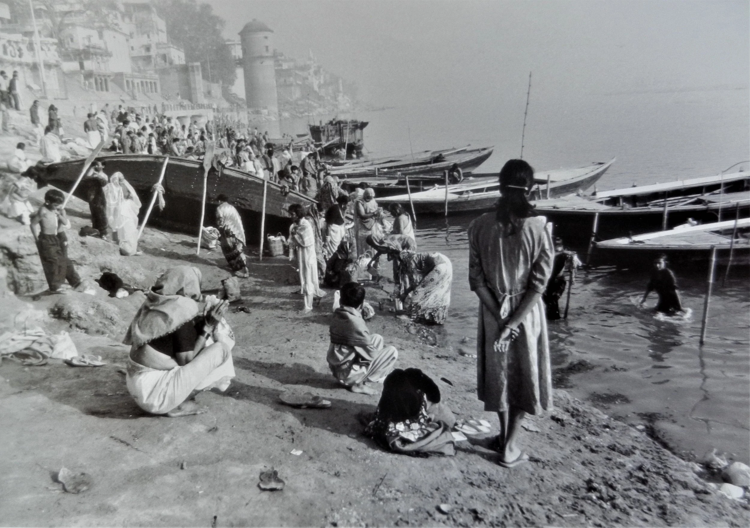 𝐕𝐚𝐫𝐚𝐧𝐚𝐬𝐢, 2021.  Beautiful grace.  