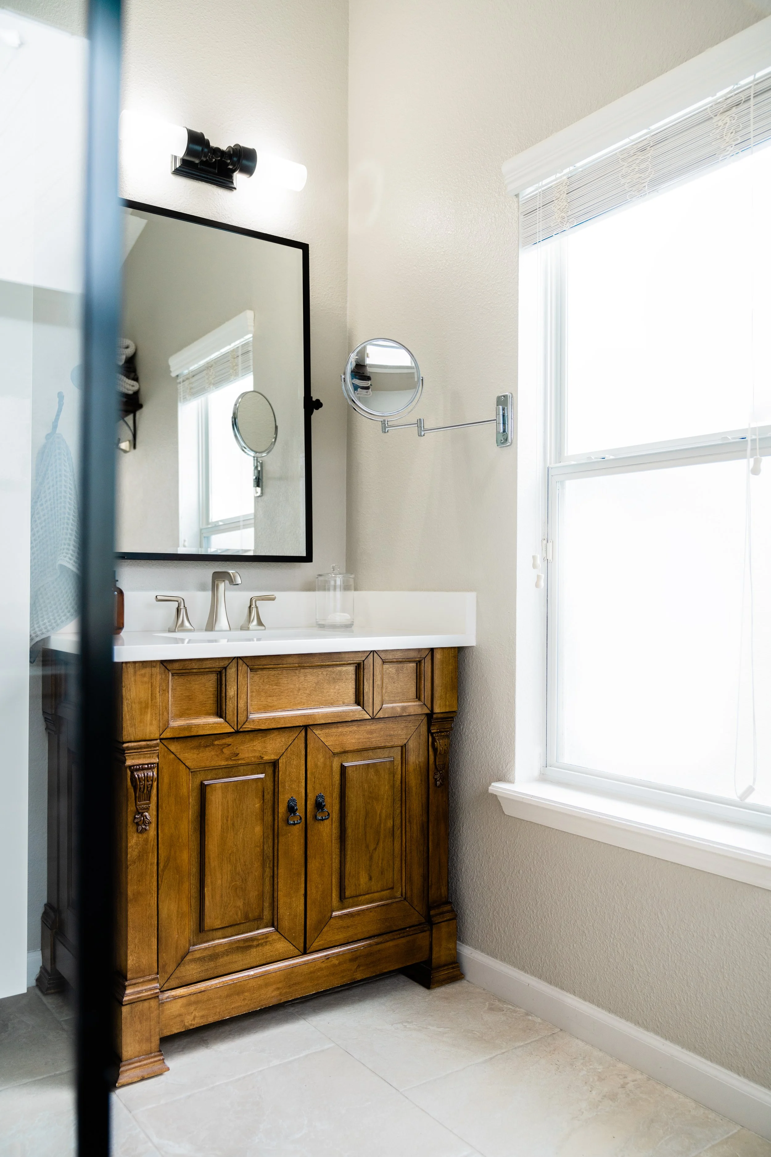 Bathroom 2.JPG