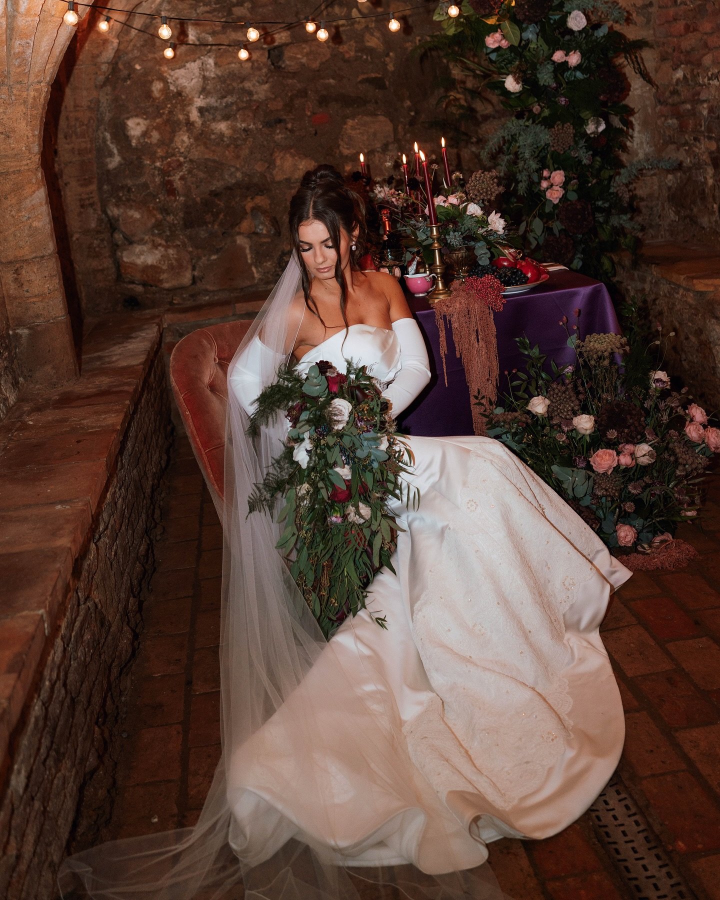 Impromptu styled shoot ✨

 Stepping into an enchanting, moody wonderland for this one! Captured in a stone-walled, candle-lit setting in @juliastearooms crypt. Good to have some fun with this and do some more editorial style shots 💕💕

Photographer 