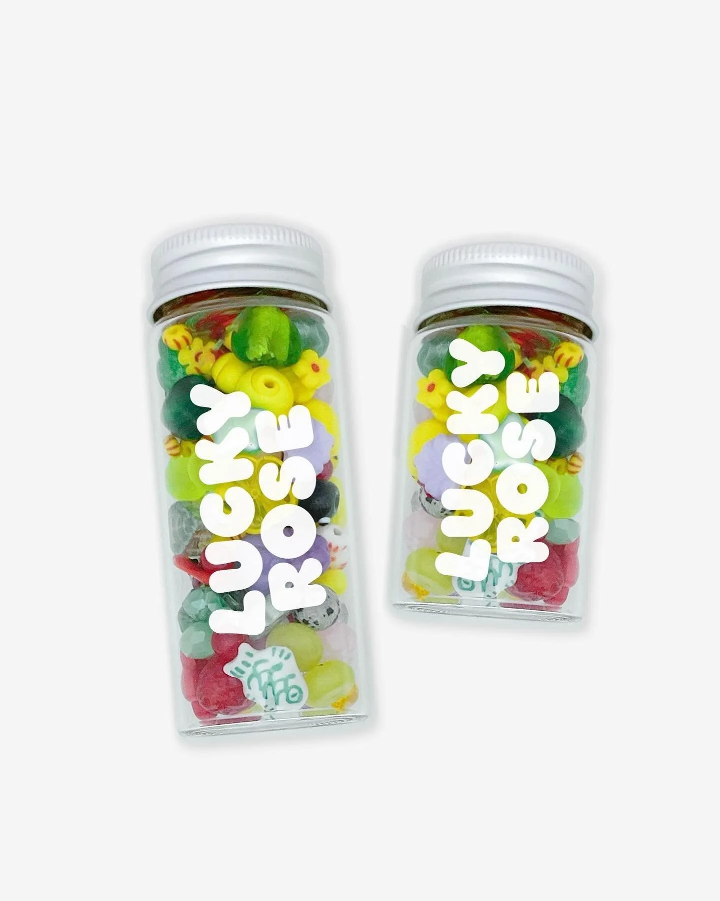 Vores bead kits har f&aring;et selskab af en fruity perleblanding! OG alle kits har ogs&aring; f&aring;et en mini variant 👯&zwj;♂️