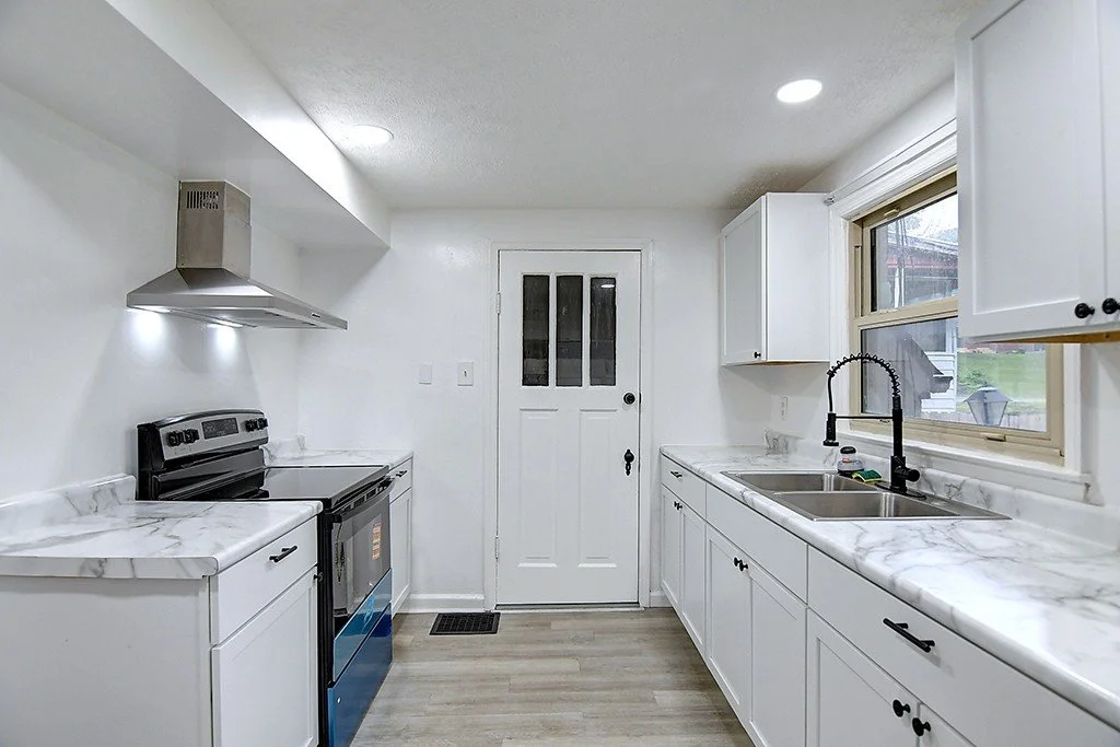 Newly renovated kitchen at 4428 Satellite Avenue